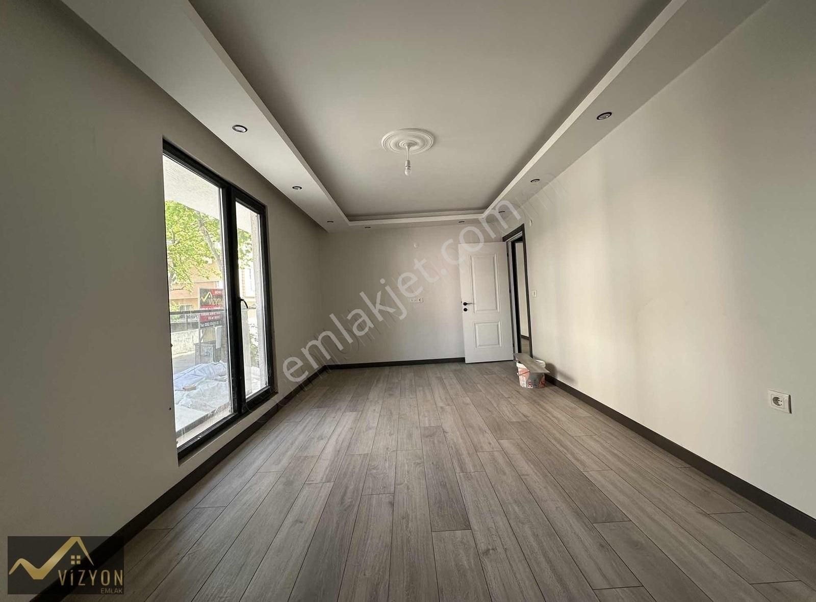 Vizyon Emlak'tan Caddeye Cephe Sıfır 2+1 Lüx 90 M2 Yüksek Giriş - Görsel 2