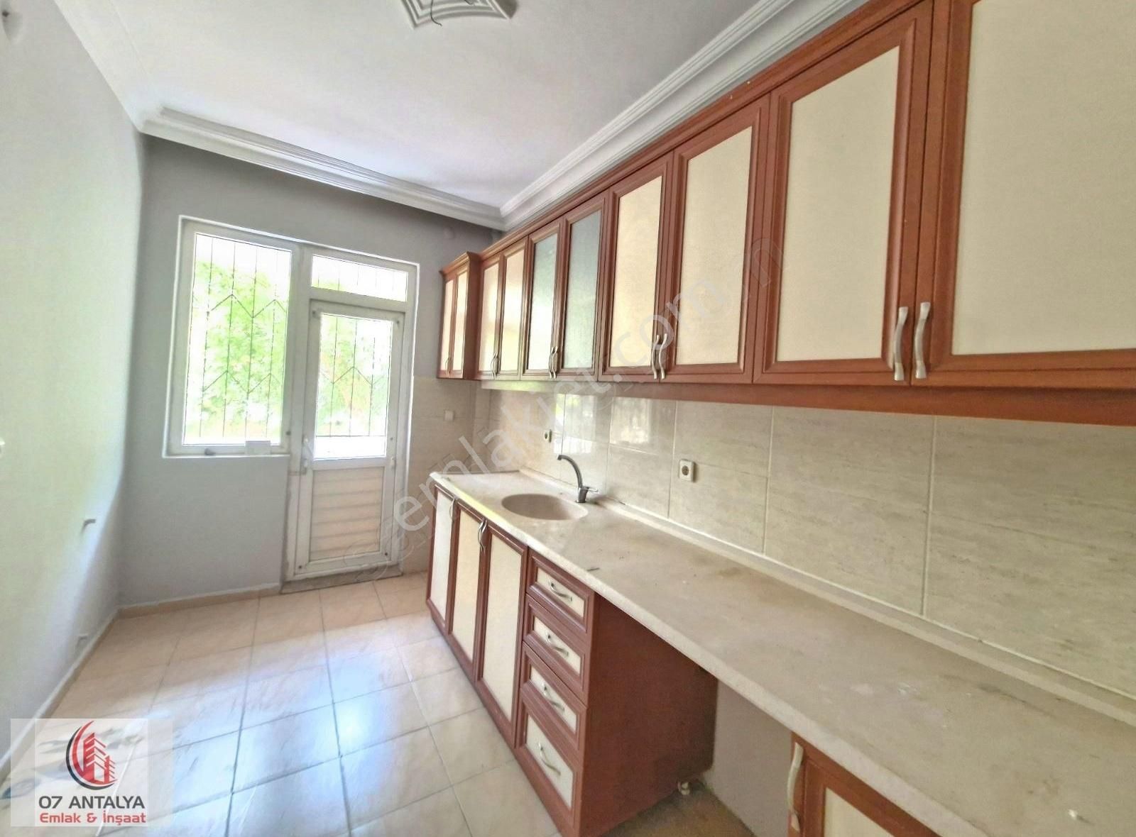 Gündoğdu Mh. Tramvaya Cephe Yüksek Giriş 1+1 Ayrı Mutfaklı