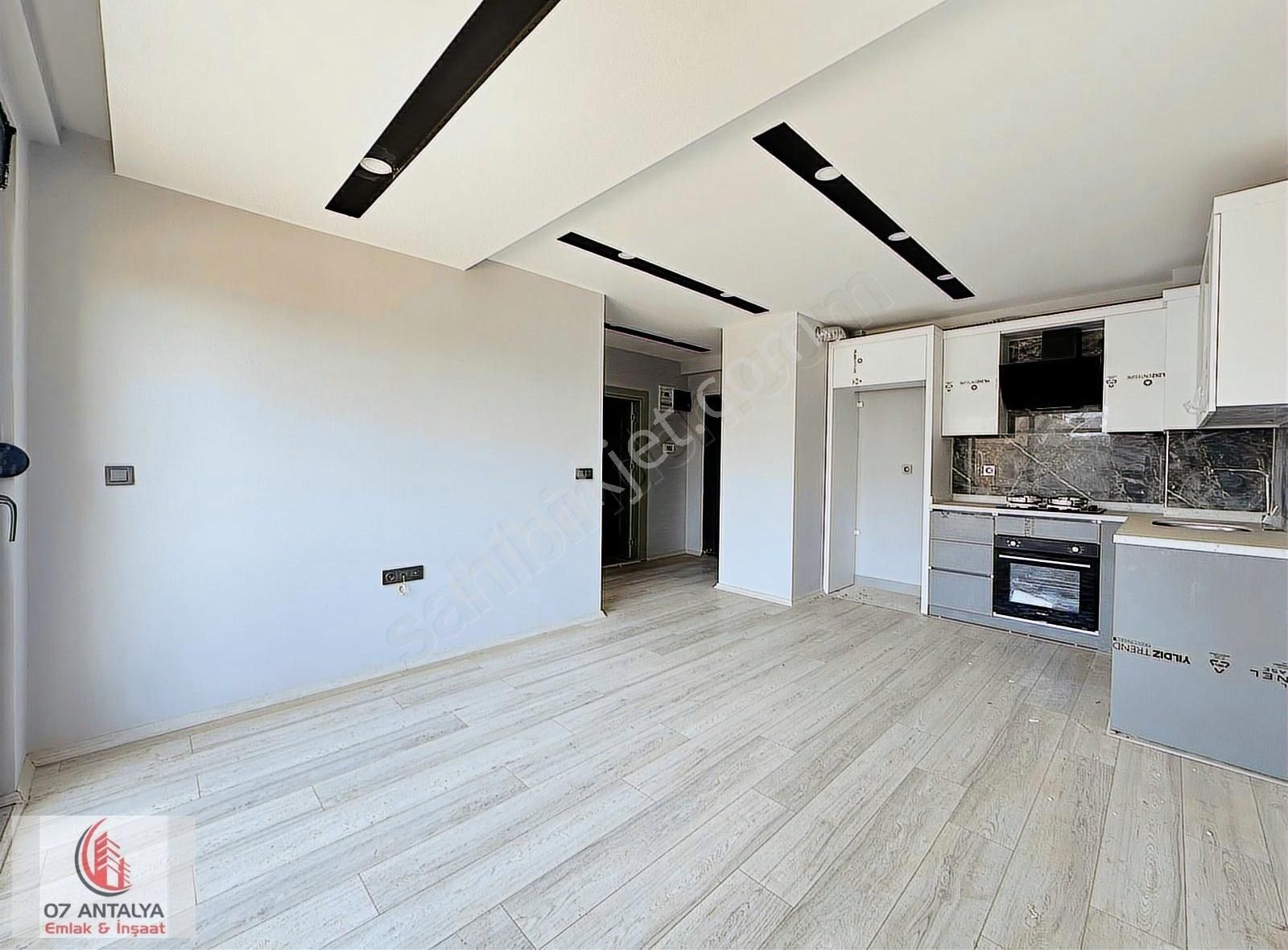Habipler Mh. Havuzlu Site 1+1 Sıfır Daire