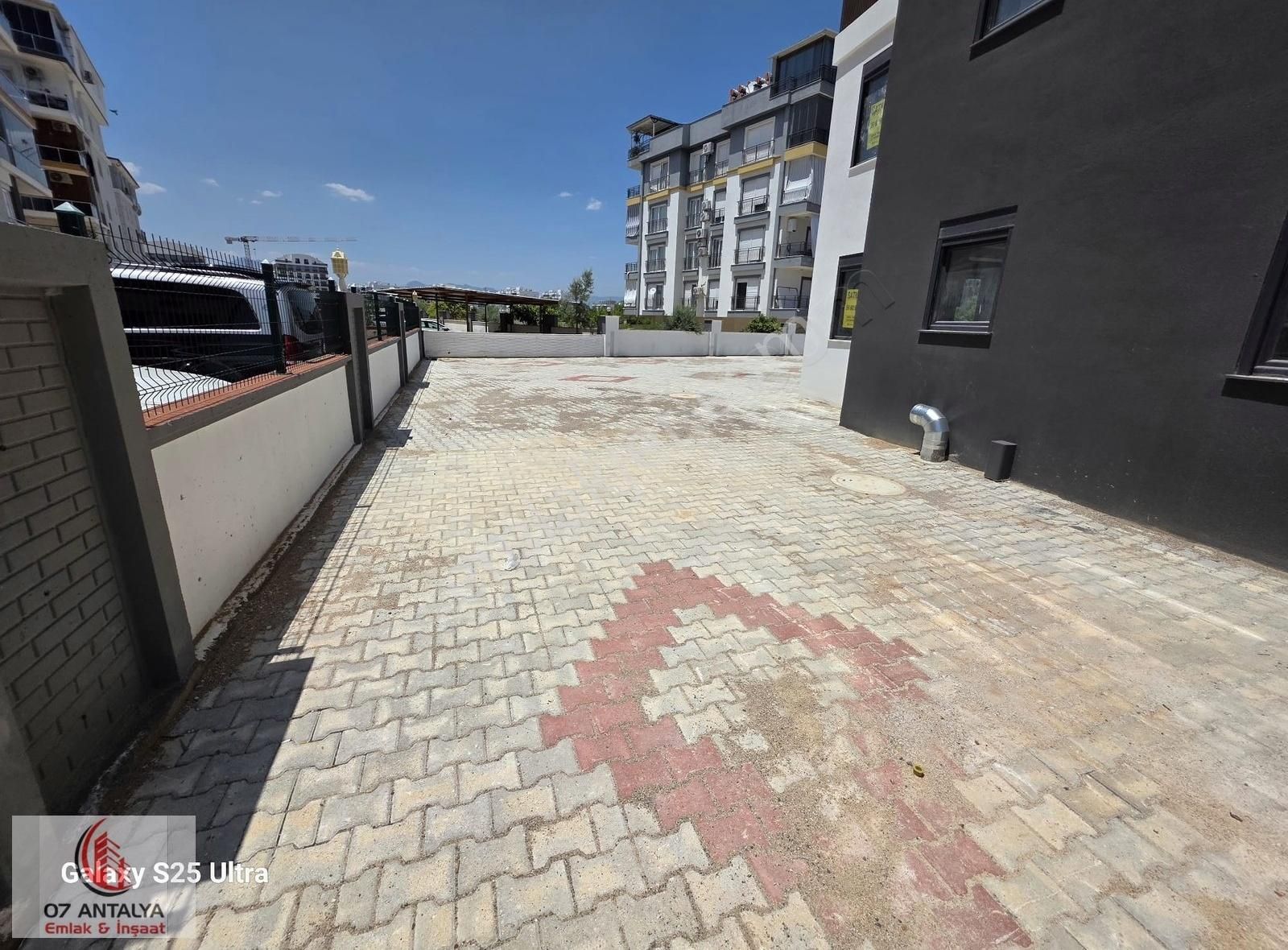 Çankaya Masadağında Manzaralı Ara Kat Asansörlü 2+1 Daire