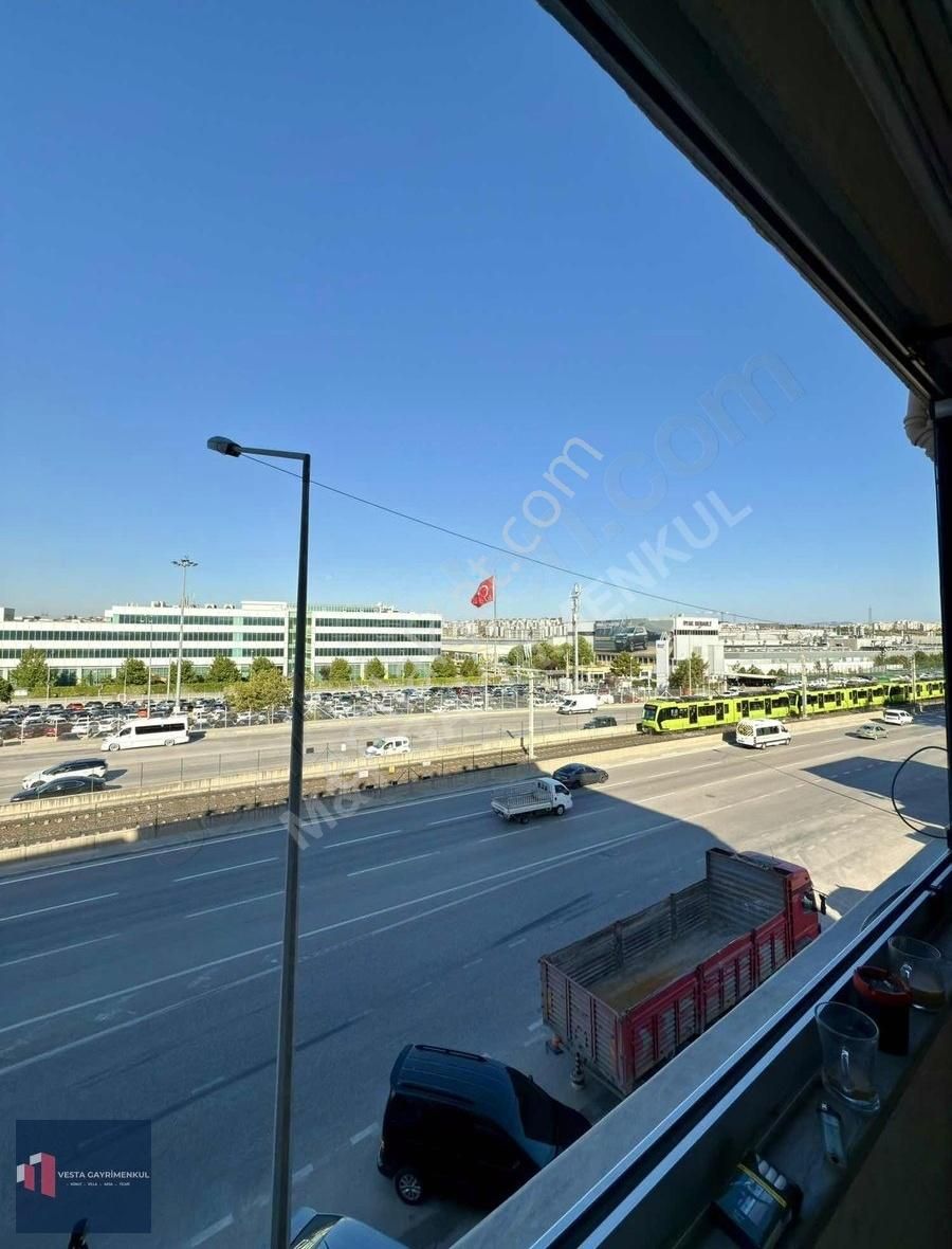 Reno Fabrikası Karşısında Asansörlü 2+1 130 M2 Satılık Daire - Görsel 8