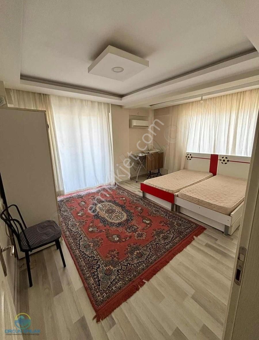Orçun Emlak'tan Kırveli Polis Karakolu Yanı Eşyalı 1+1 Daire