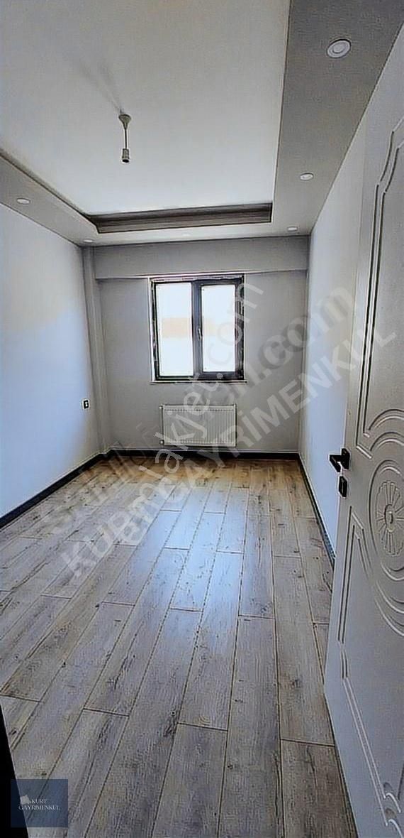 Çanakkale Barbaros Mahallesi'nde Satılık 2+1 Daire