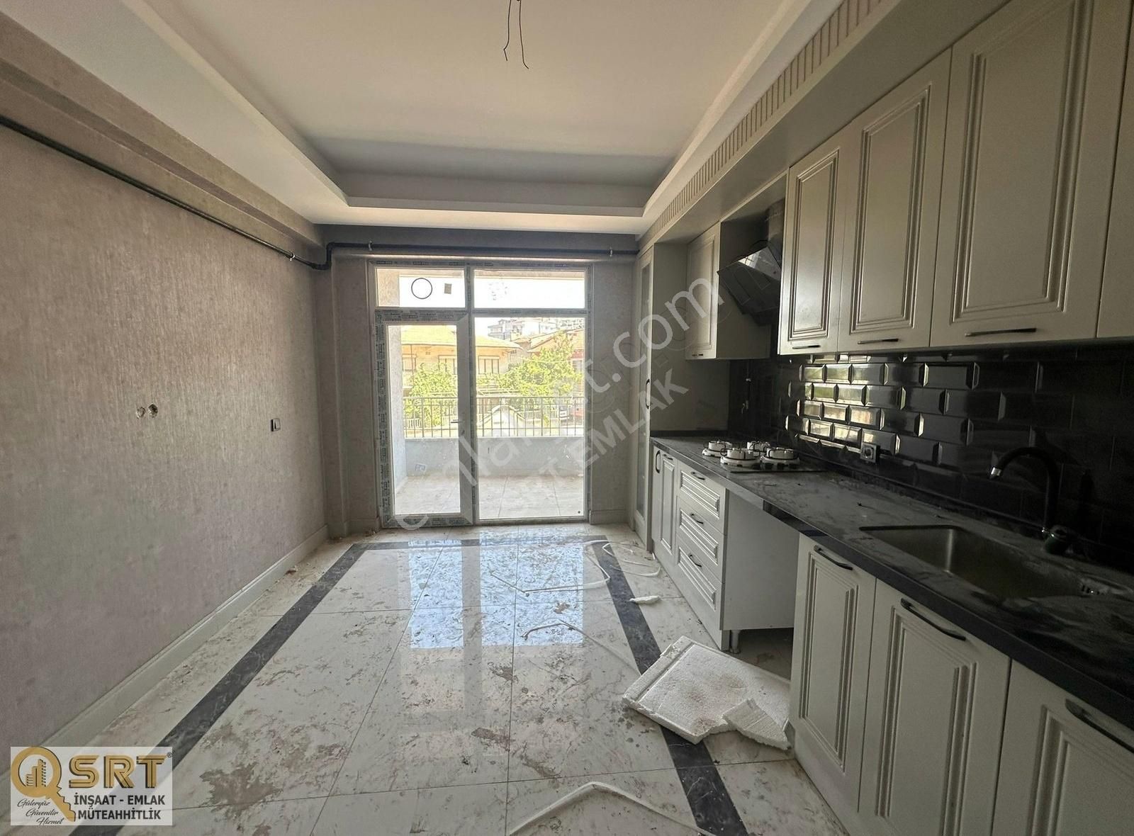 Ahmet Özcan Caddesi Zafer Ortaokulu Karşısı Satılık 3+1 - Görsel 11