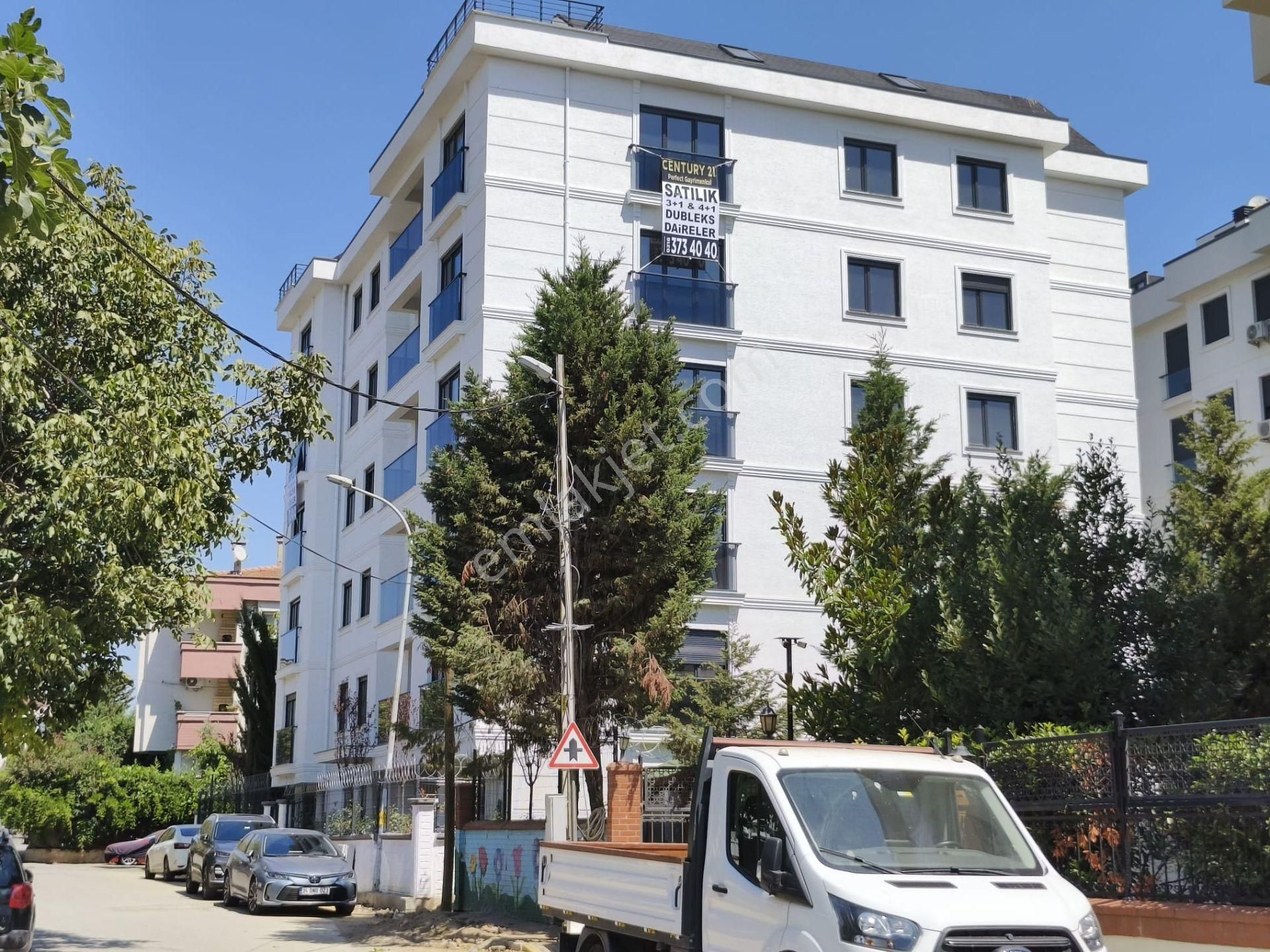 Tuzla Postane Mah. Sıfır Proje Kapalı Otopark 4+1 Satılık Daire