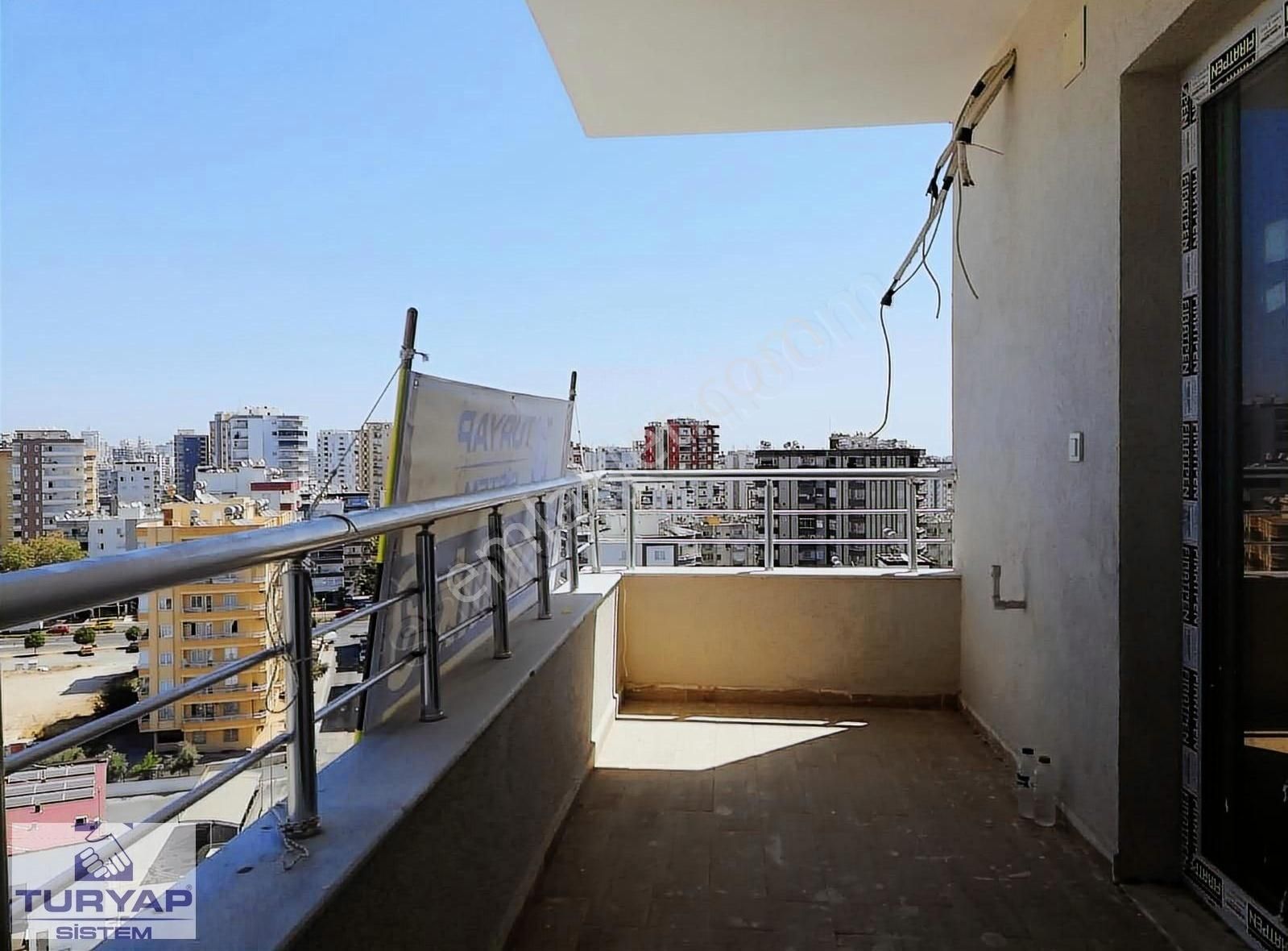 Turyap Sistem'den Göçmen Katlı Kavşağı'nın Yanında, 3+1 Daire!