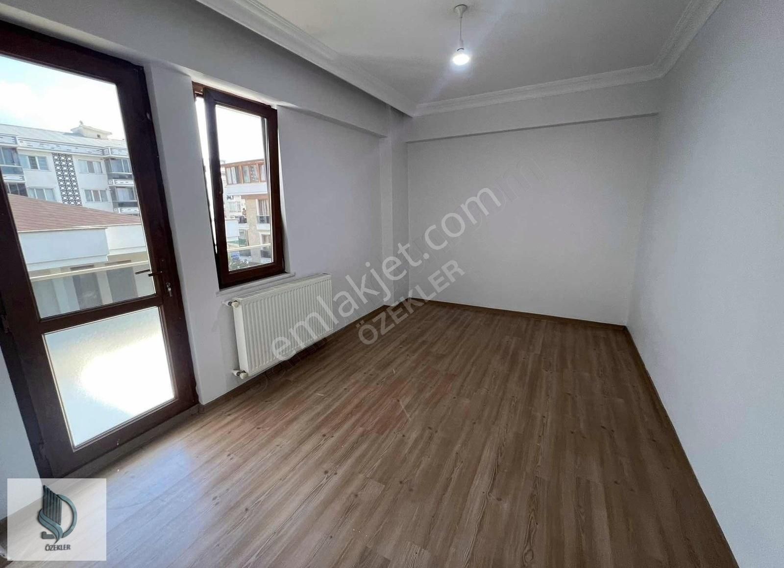 Çiftlikköy Mahallesi Kelebek Şehir Mh 3+1 Ara Kat Satılık Daire