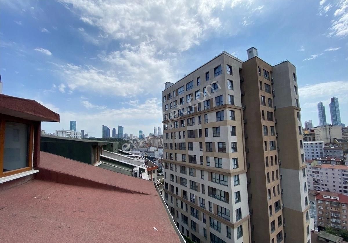 Gültepede Manzaralı Kiralık Teras Daire