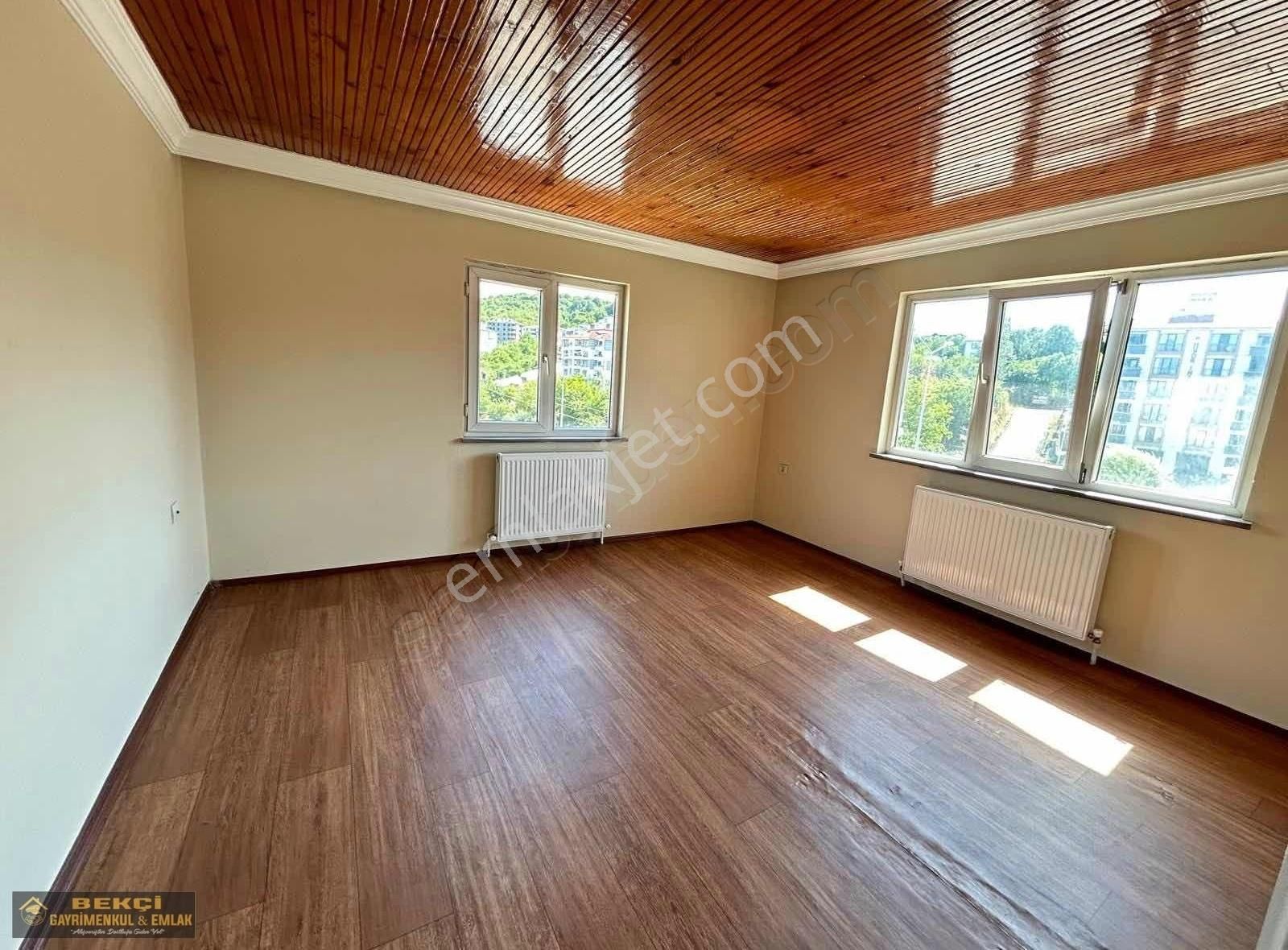 Çayrılarda En Üst Kat Kiralık Daire 2+1