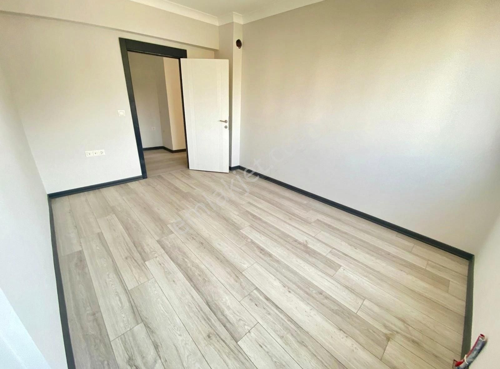 ⫷er-söz⫸cadde Üzeri Site İçerisinde Geniş Sıfır 3+1 Lüx Daire - Görsel 6