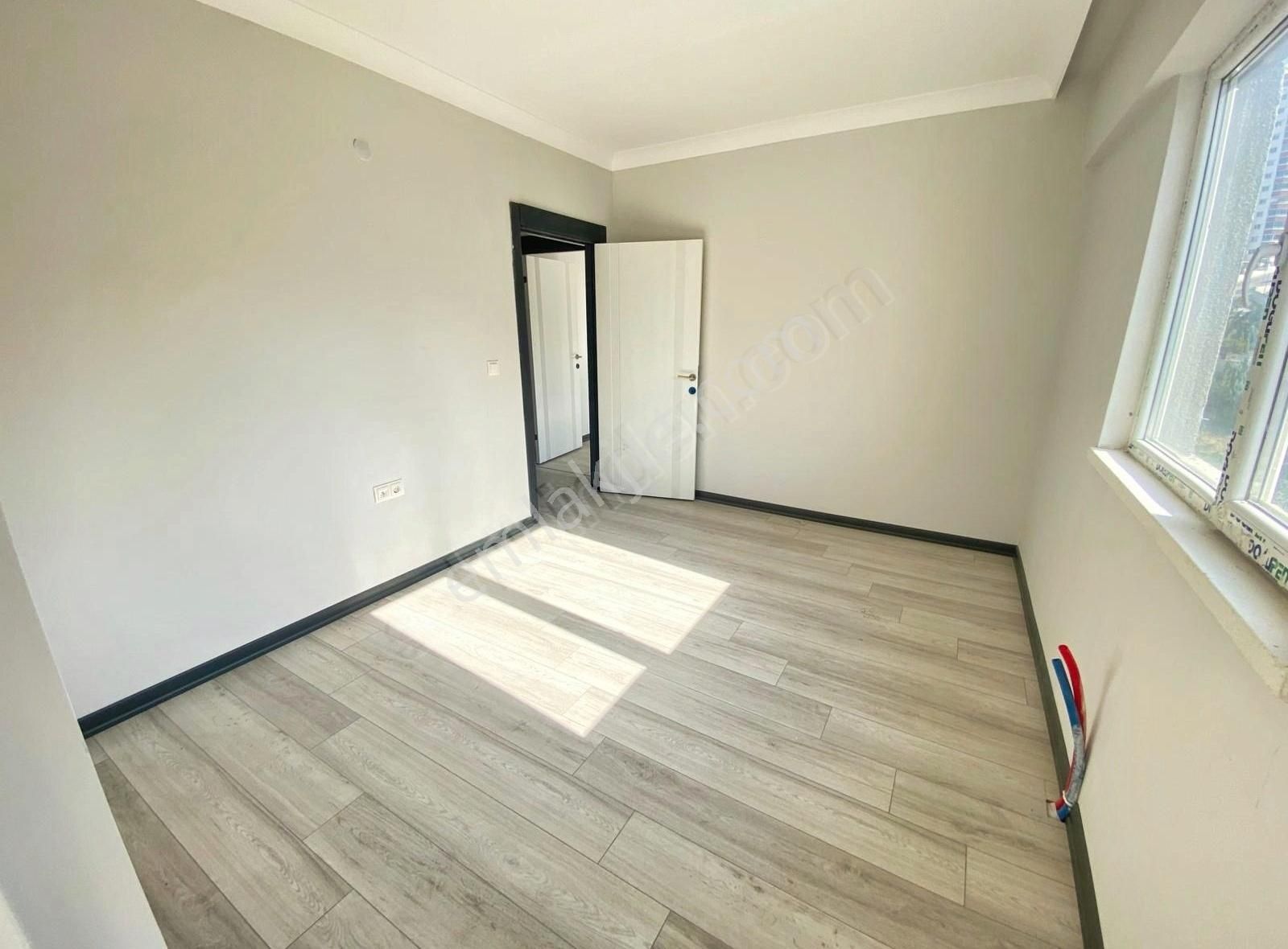 ⫷er-söz⫸cadde Üzeri Site İçerisinde Geniş Sıfır 3+1 Lüx Daire - Görsel 7