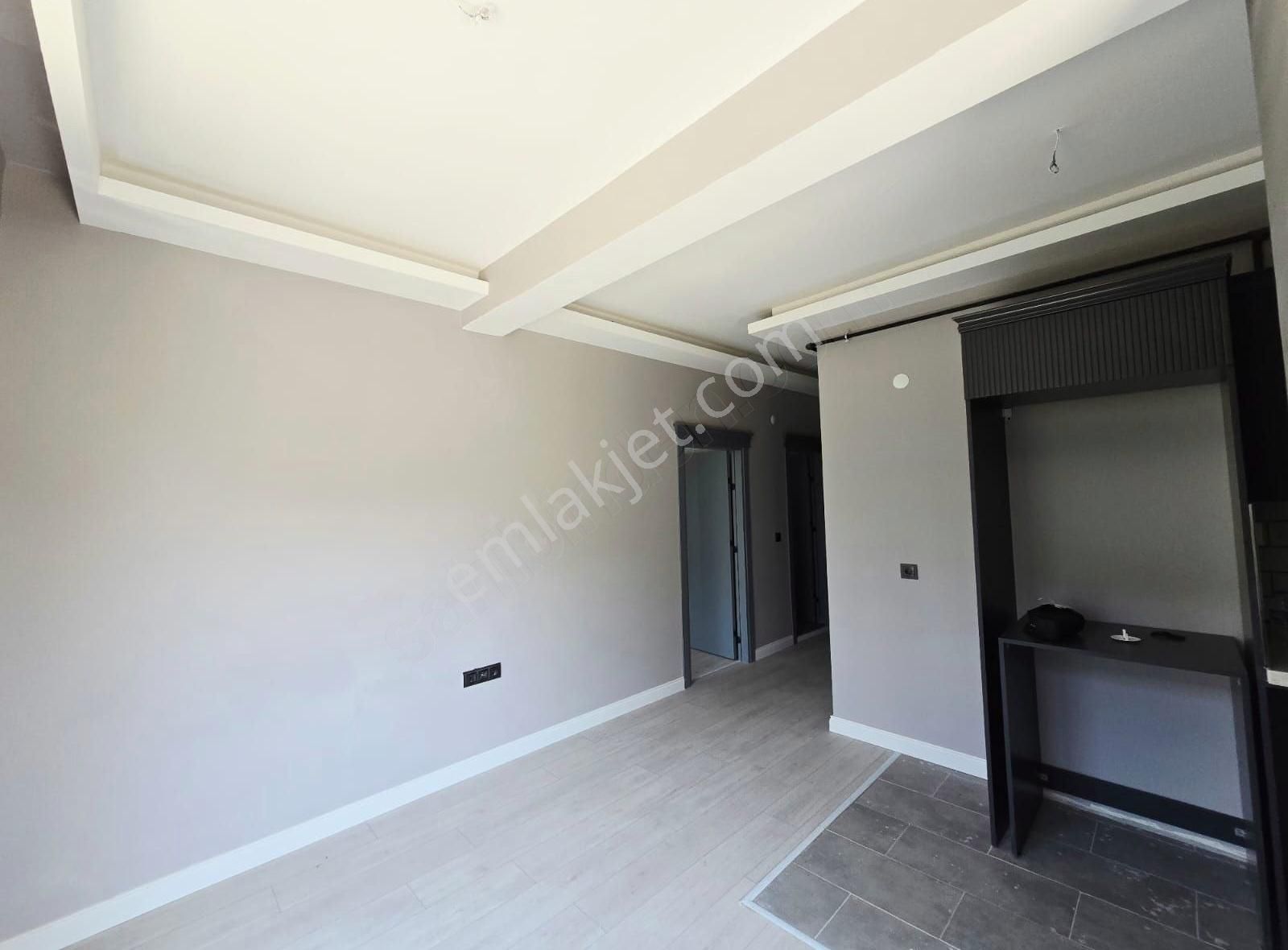 +1yatirim Sevinçten Satilik 1+1 Daire Körfez - Görsel 2