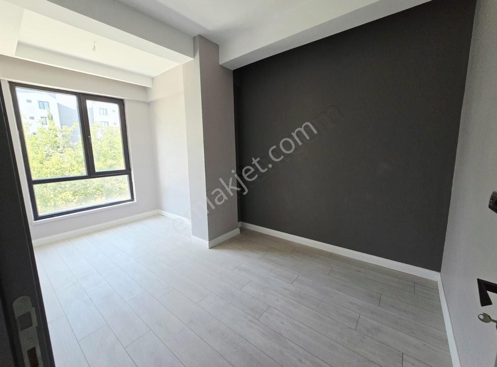 +1yatirim Sevinçten Satilik 1+1 Daire Körfez - Görsel 13