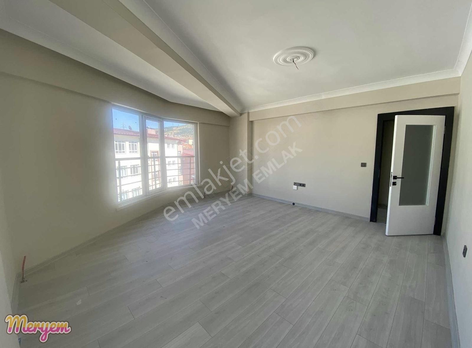 Battalgazide Okul Yanı 3+1 En Üst Kat Satılık Daire - Görsel 16