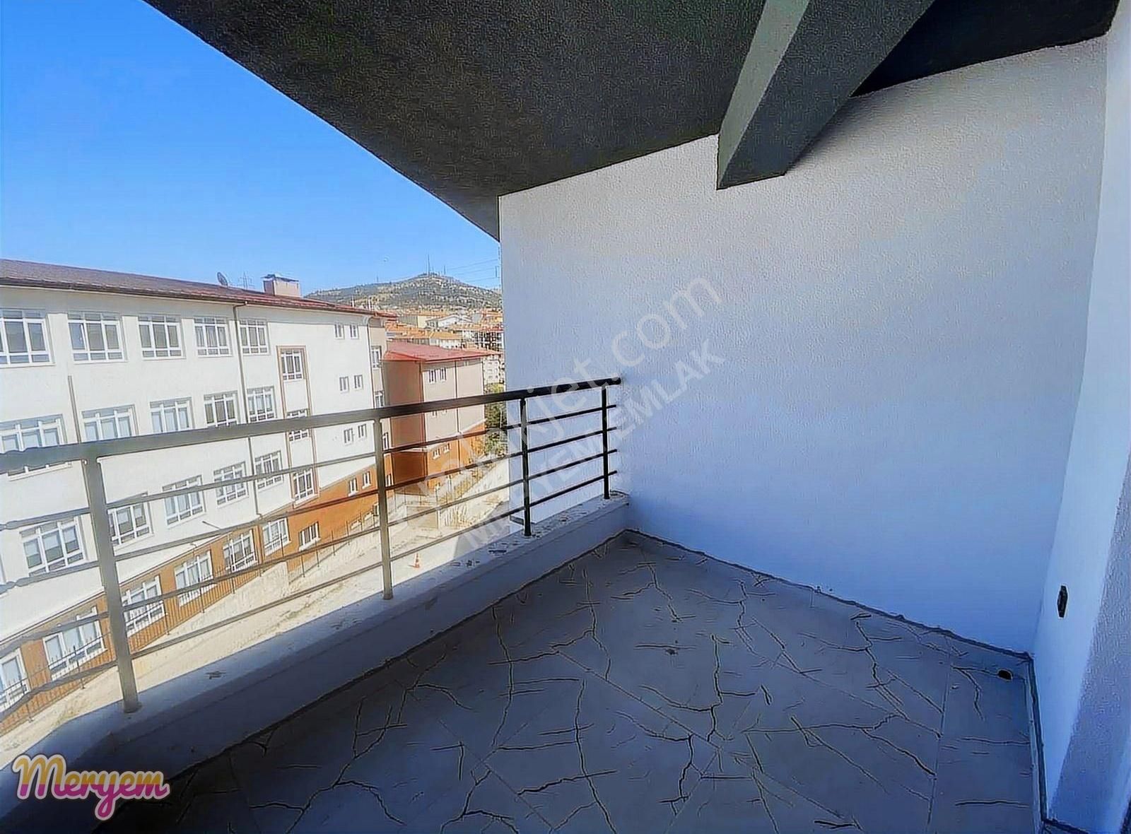 Battalgazide Okul Yanı 3+1 En Üst Kat Satılık Daire - Görsel 10