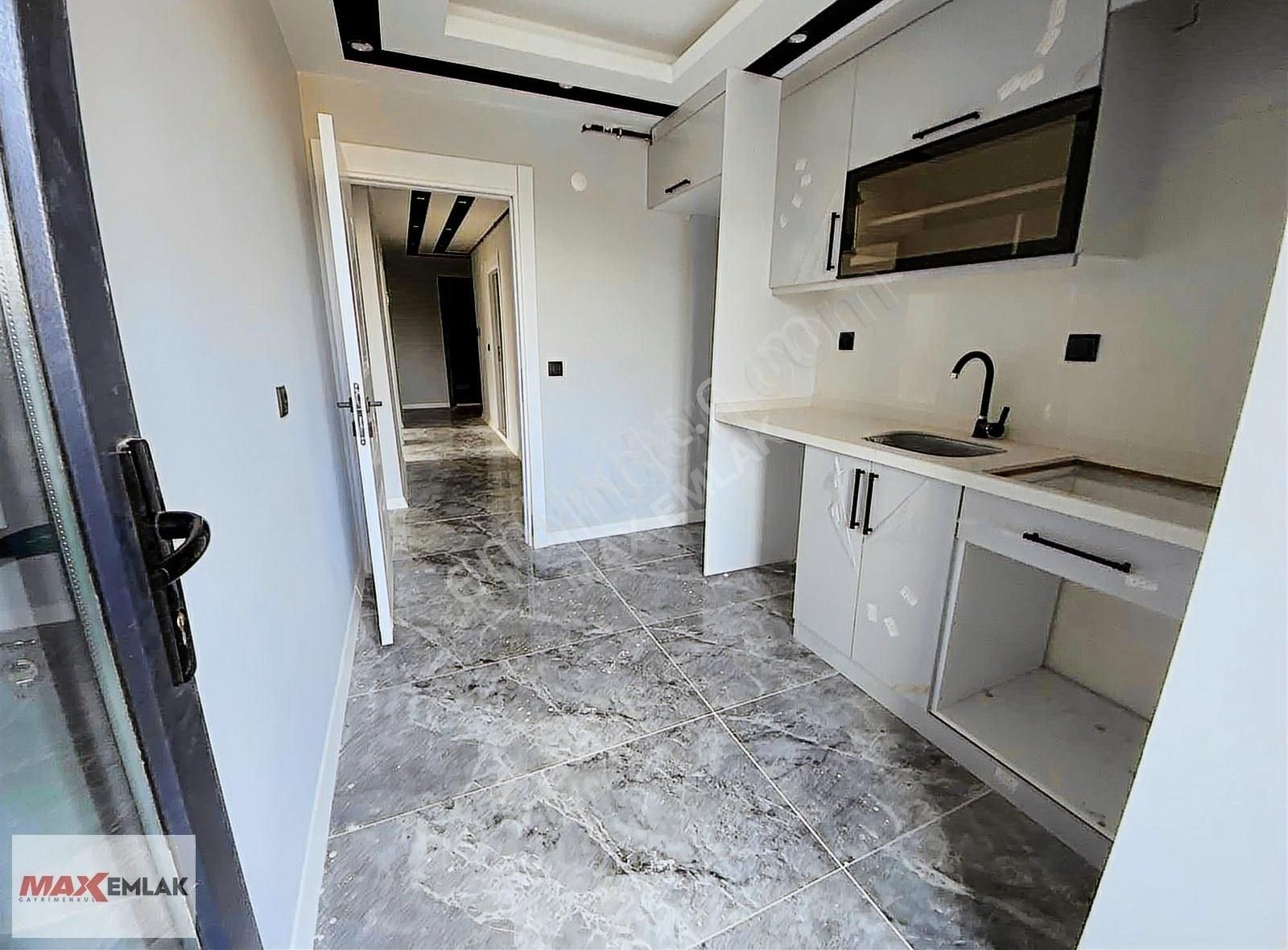 Atatürk Cd. Üzeri Cevizli Fırın Yanı Krediye Uygun 2+1 - Görsel 6