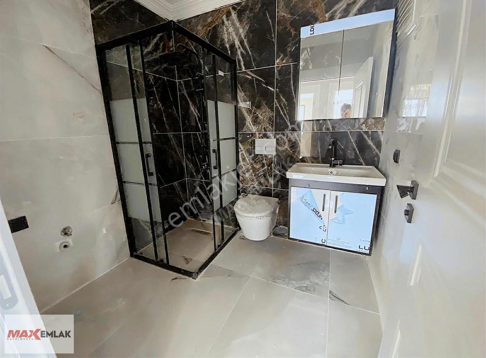 Atatürk Cd. Üzeri Cevizli Fırın Yanı Krediye Uygun 2+1 - Görsel 4