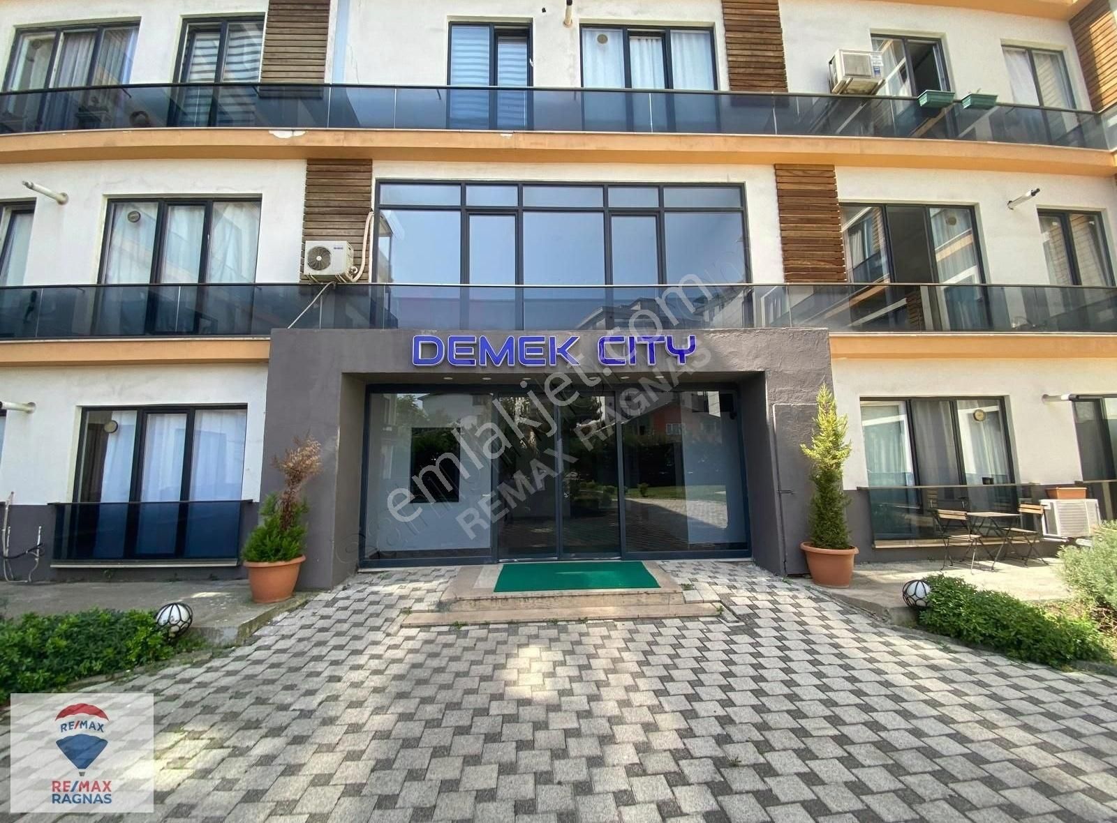 Demek Ciyt Rezidans Ta 2+1 Eşyalı Bahçe Katı Daire