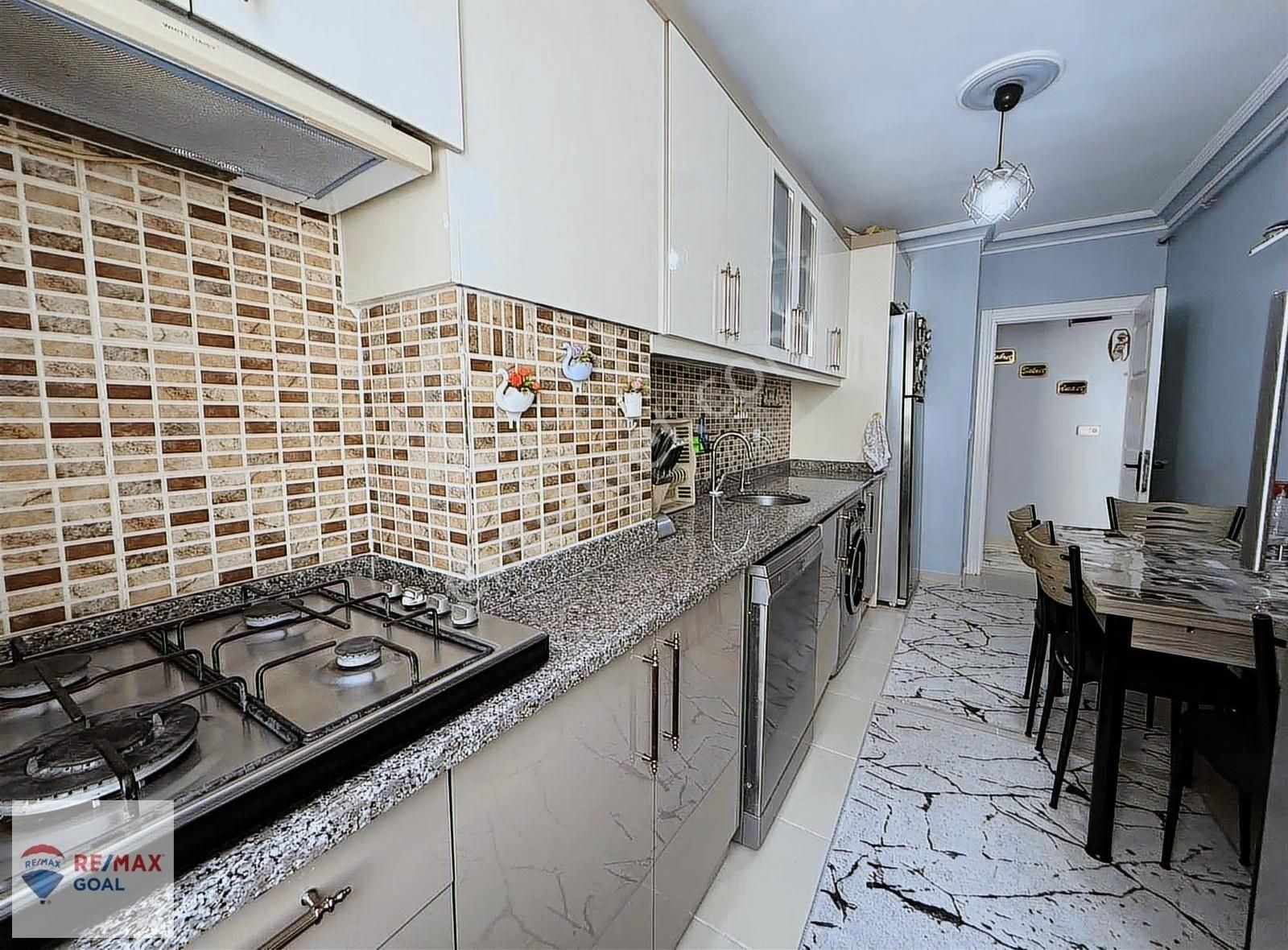 Sancaktepe Kemal Türklerde Metroya Yakın 2+1 Fırsat Daire - Görsel 12