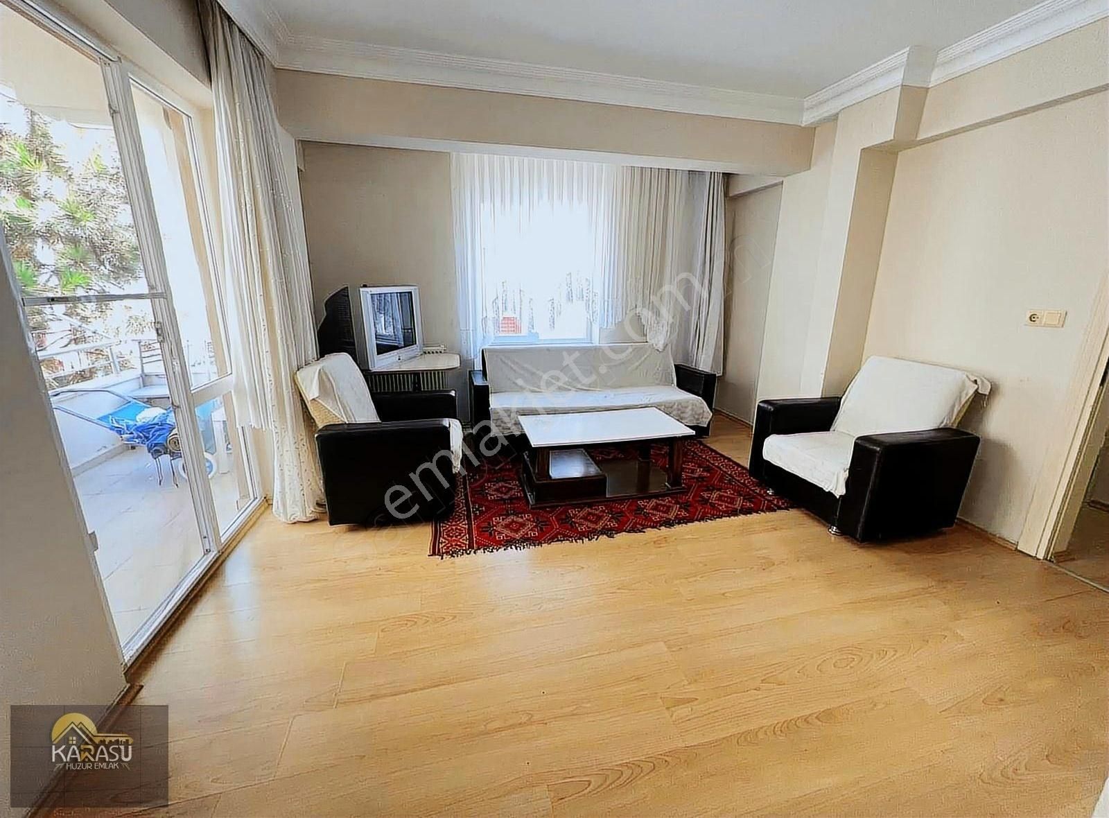 Karasu Aziziye Mahallesinde Geniş M2li 2+1 Eşyalı Daire - Görsel 9