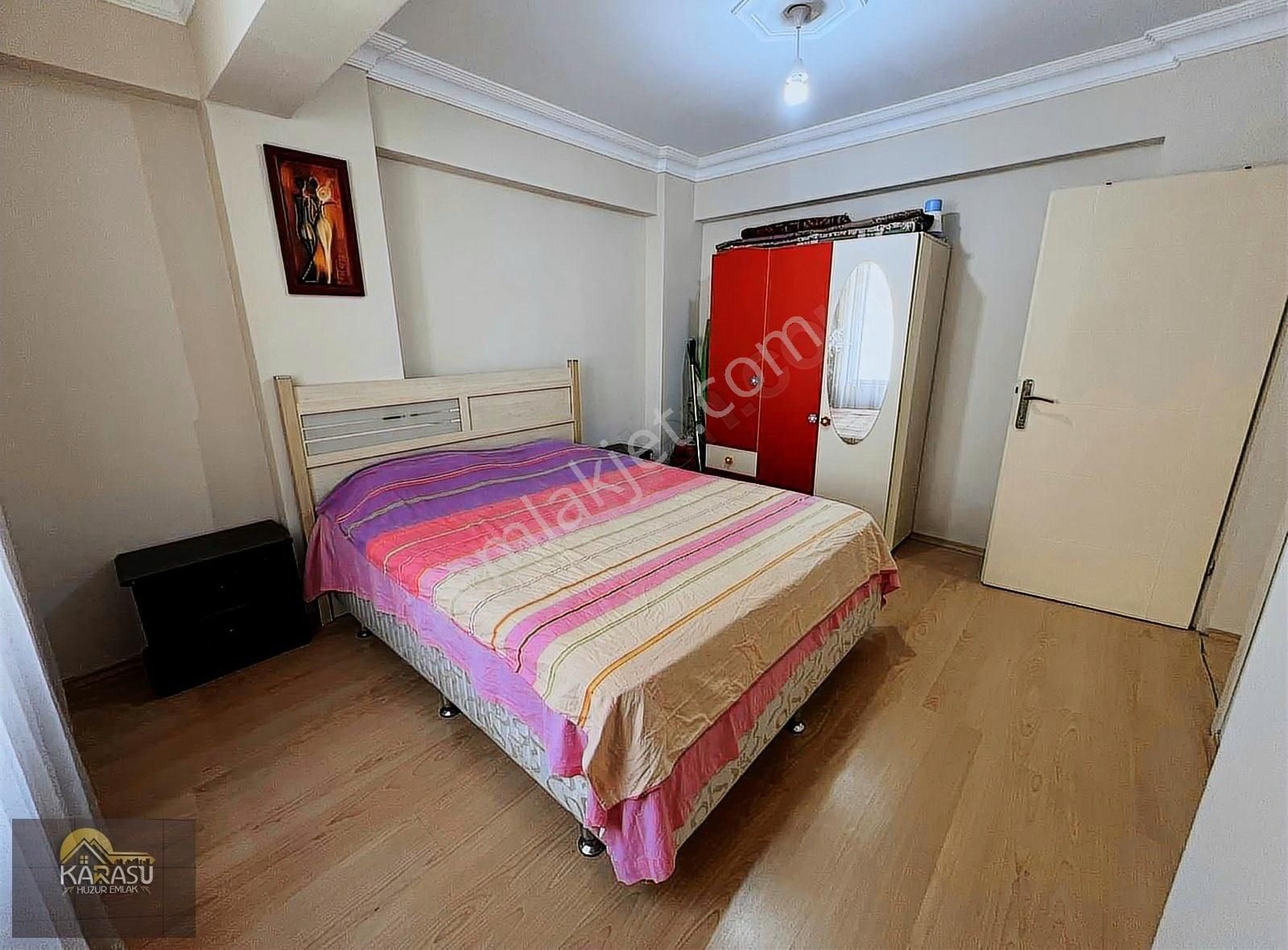 Karasu Aziziye Mahallesinde Geniş M2li 2+1 Eşyalı Daire - Görsel 8