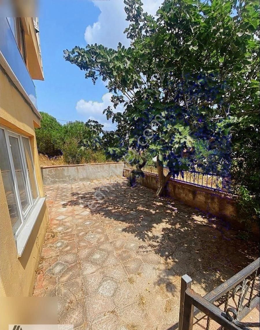 Muhteşem Deniz Manzaralı 3 Katlı Satılık Müstakil Villa - Görsel 33