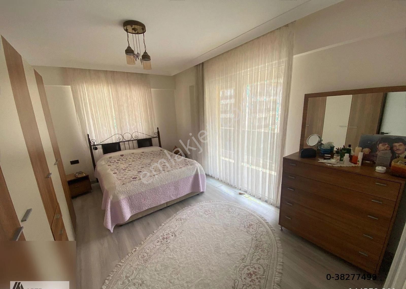 Paşakent'de 3+1 Ara Kat 140m2 Deniz Manzaralı 3 Balkonlu Satılık - Görsel 11