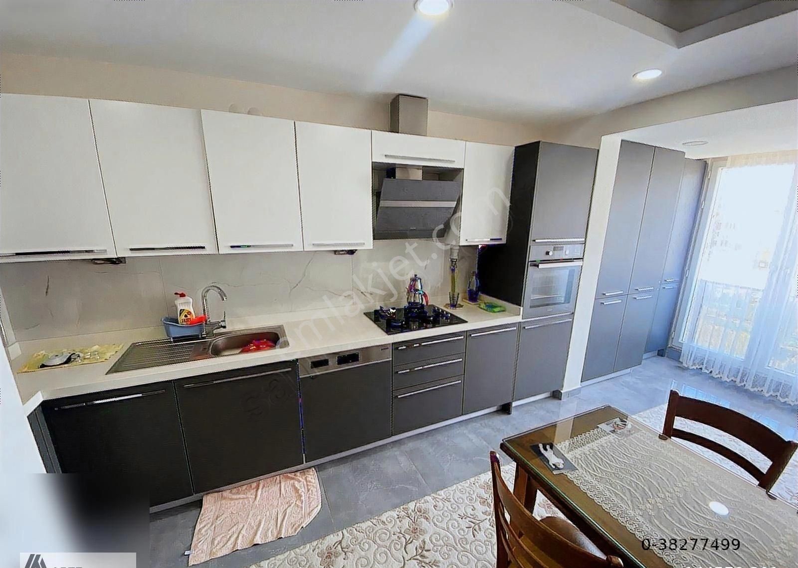 Paşakent'de 3+1 Ara Kat 140m2 Deniz Manzaralı 3 Balkonlu Satılık - Görsel 27
