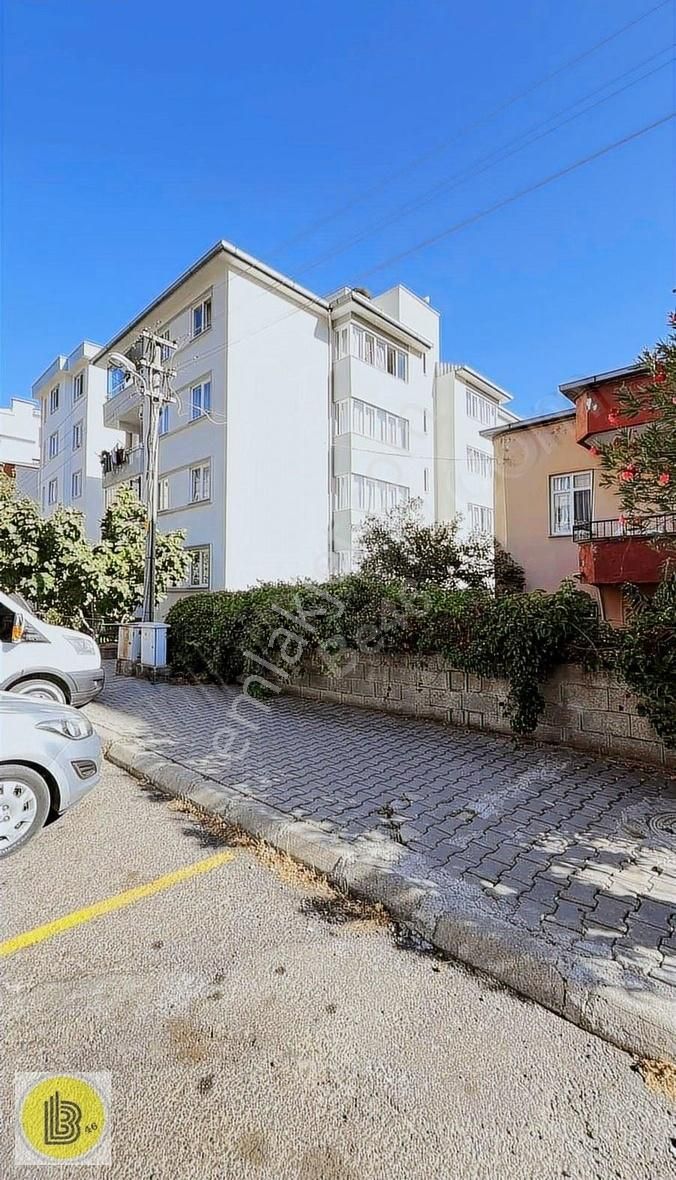 Çocuk Hastanesi Civarı Satlık 3+1 Takasa Açık