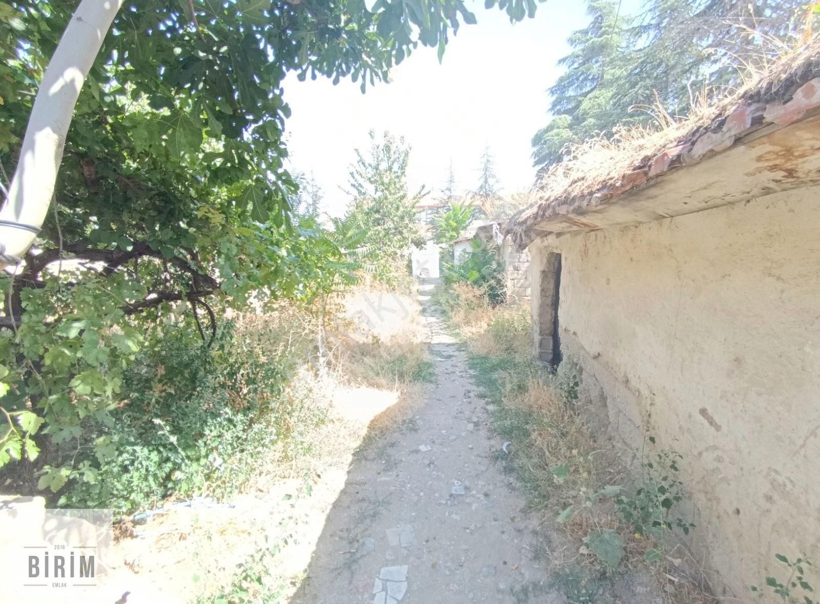 Birimden Satılık Yeni Mahalle De Arsa Payı 490m2 İki Adet Ev Var - Görsel 19