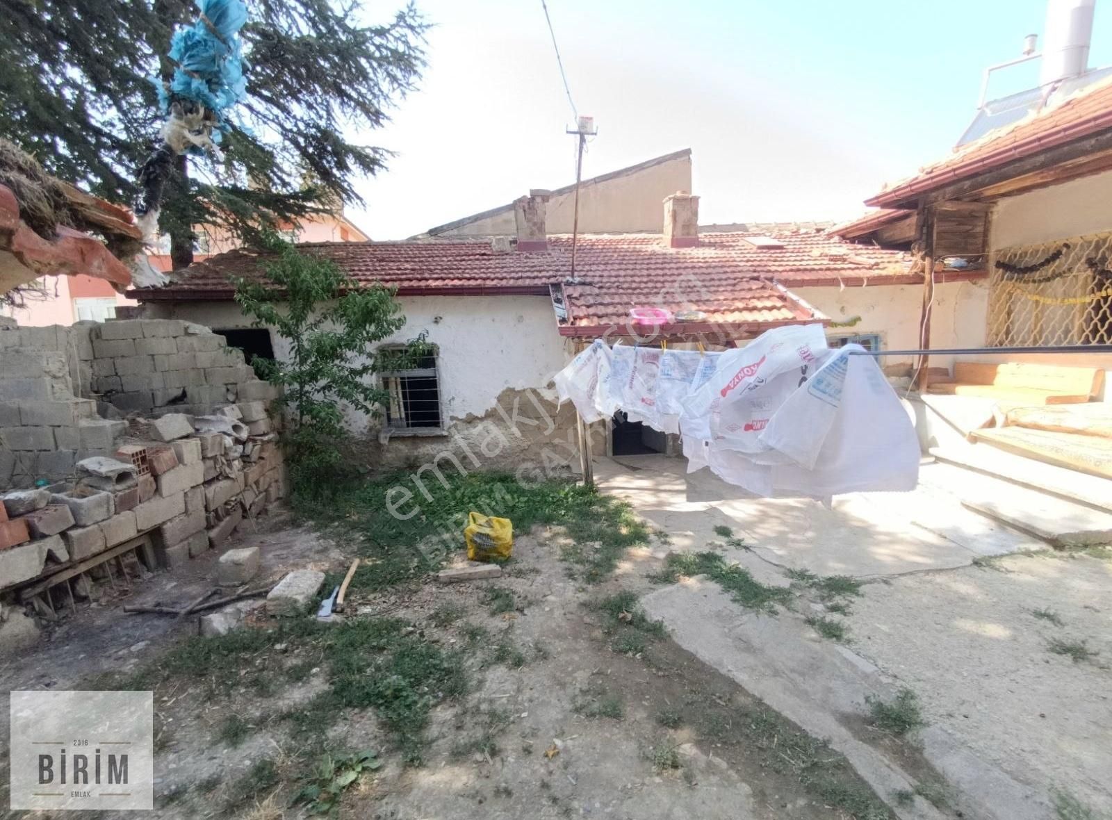 Birimden Satılık Yeni Mahalle De Arsa Payı 490m2 İki Adet Ev Var - Görsel 18