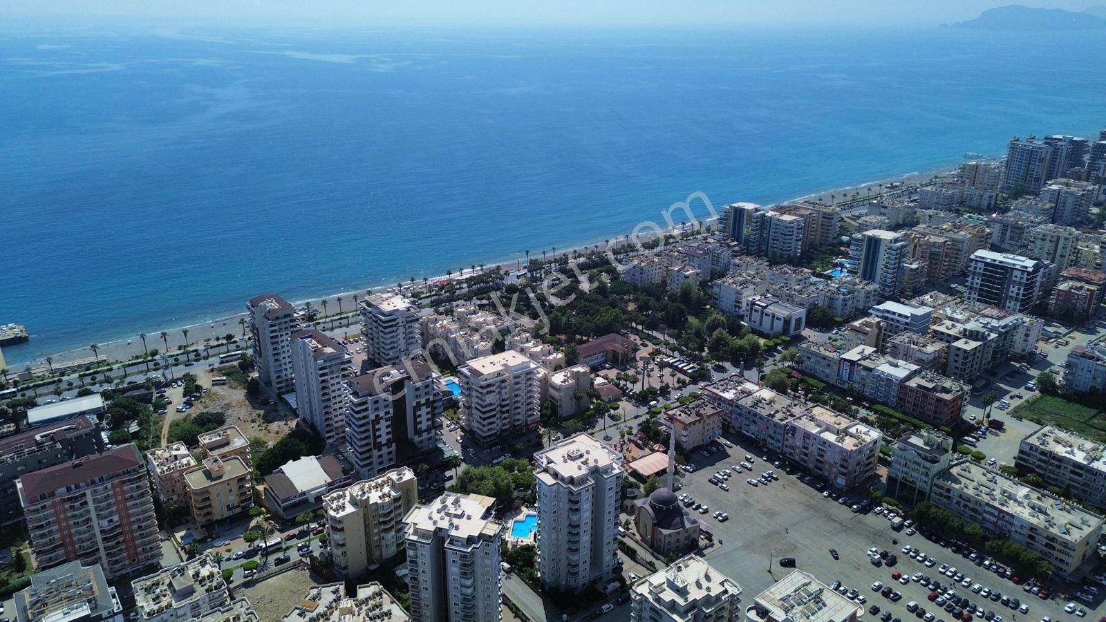 Mahmutlar Mahallesi’nde Kiralık 4+1 Lüks Daire
