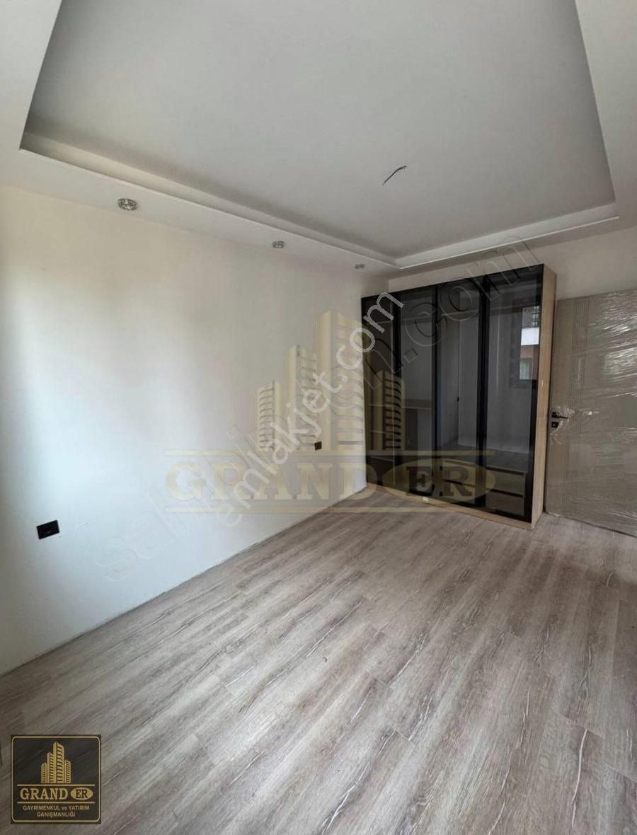 Yenişehir 50.yıl Mah.55 Metre Kare Geniş Ferah 1+1 Satılık Daire - Görsel 3