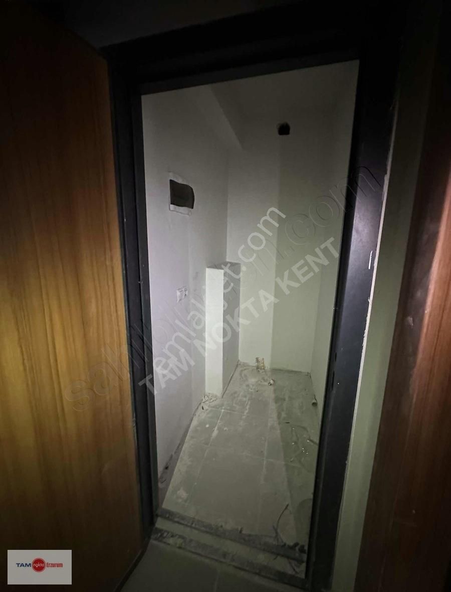 Tam Nokta Kent Gayrimenkulden 3+1 Oturuma Hazır Sıfır Lüks Daire - Görsel 10
