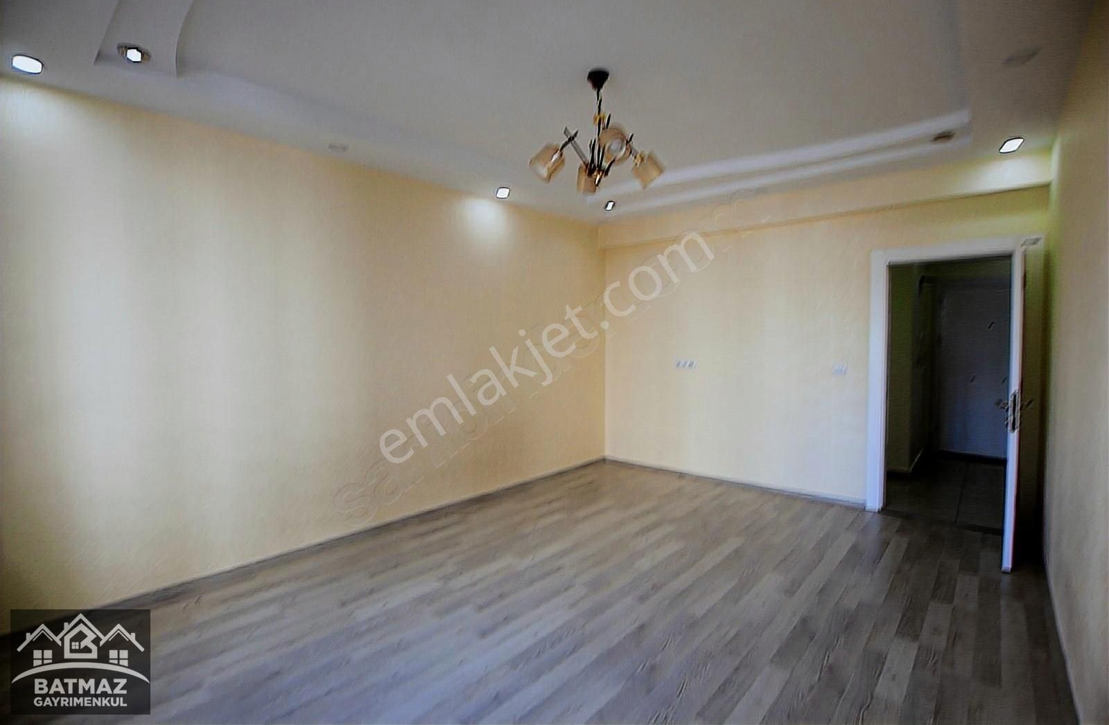 Seyrantepe'de Kiralık (2+1) Daire