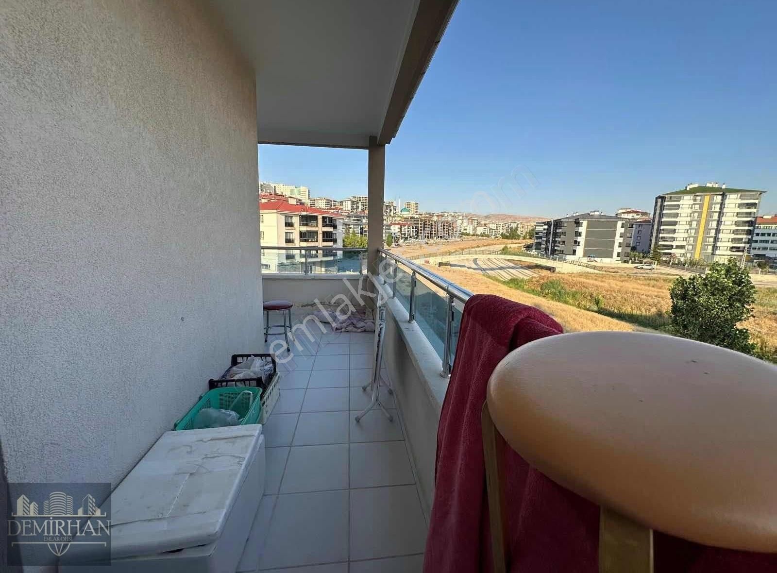Bahçelievlerde 4+1 Satılık Daire