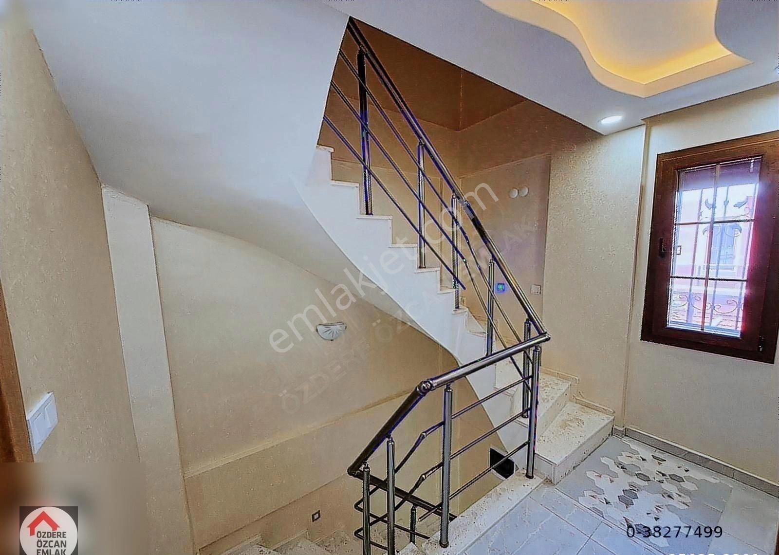 Özcan Emlaktan Deniz Tarafında Geniş 3+1 - Görsel 6