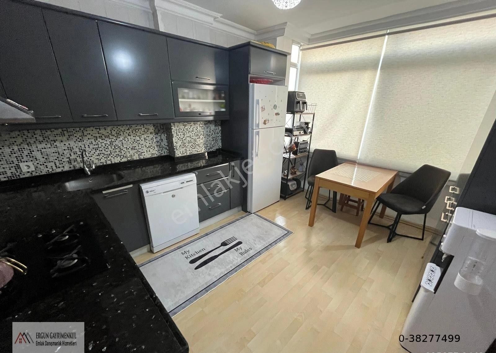 Ergünden Gazi'de Sahile Yakın Doğalgaz Asansörlü Geniş 3+1 Daire - Görsel 24