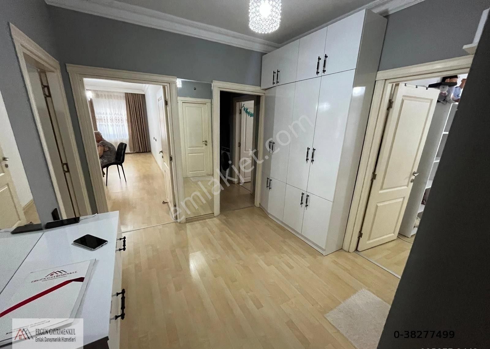 Ergünden Gazi'de Sahile Yakın Doğalgaz Asansörlü Geniş 3+1 Daire - Görsel 3