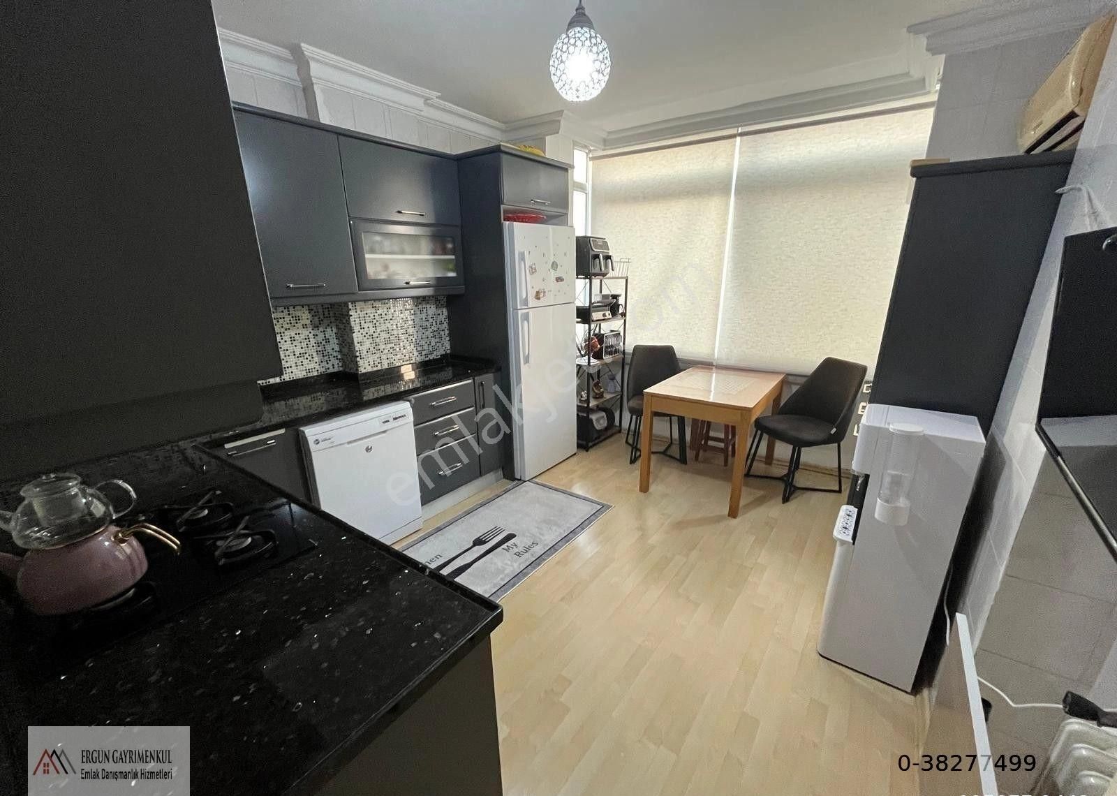 Ergünden Gazi'de Sahile Yakın Doğalgaz Asansörlü Geniş 3+1 Daire - Görsel 25