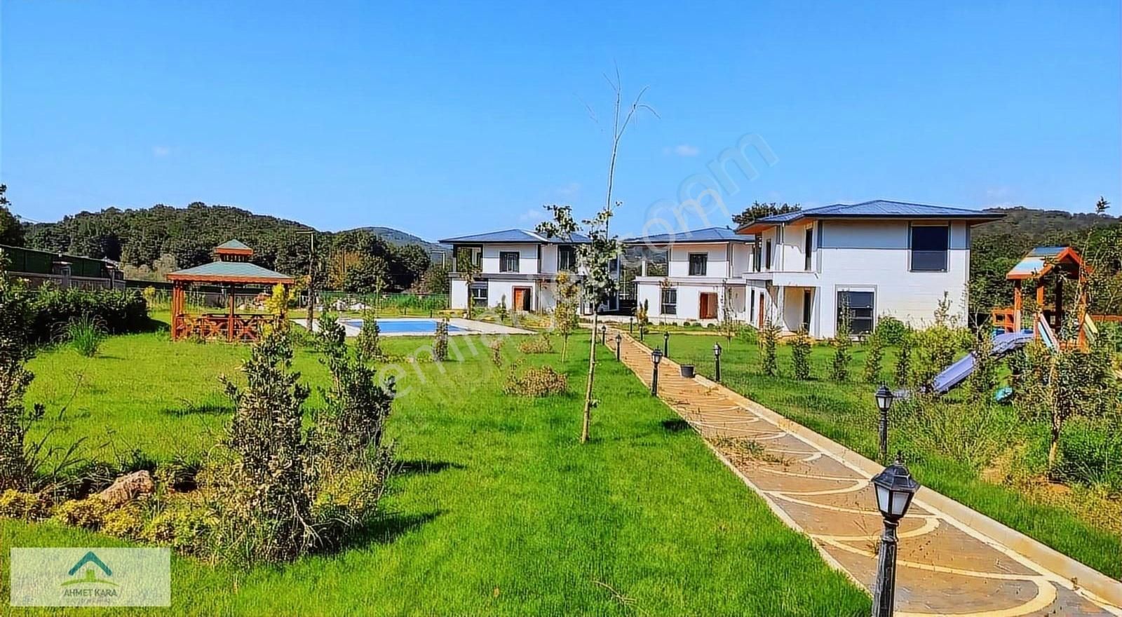 5.066 M2 İçinde 3 Adet Müstakil Havuzlu Villa Sıfır Oturulmamış - Görsel 12
