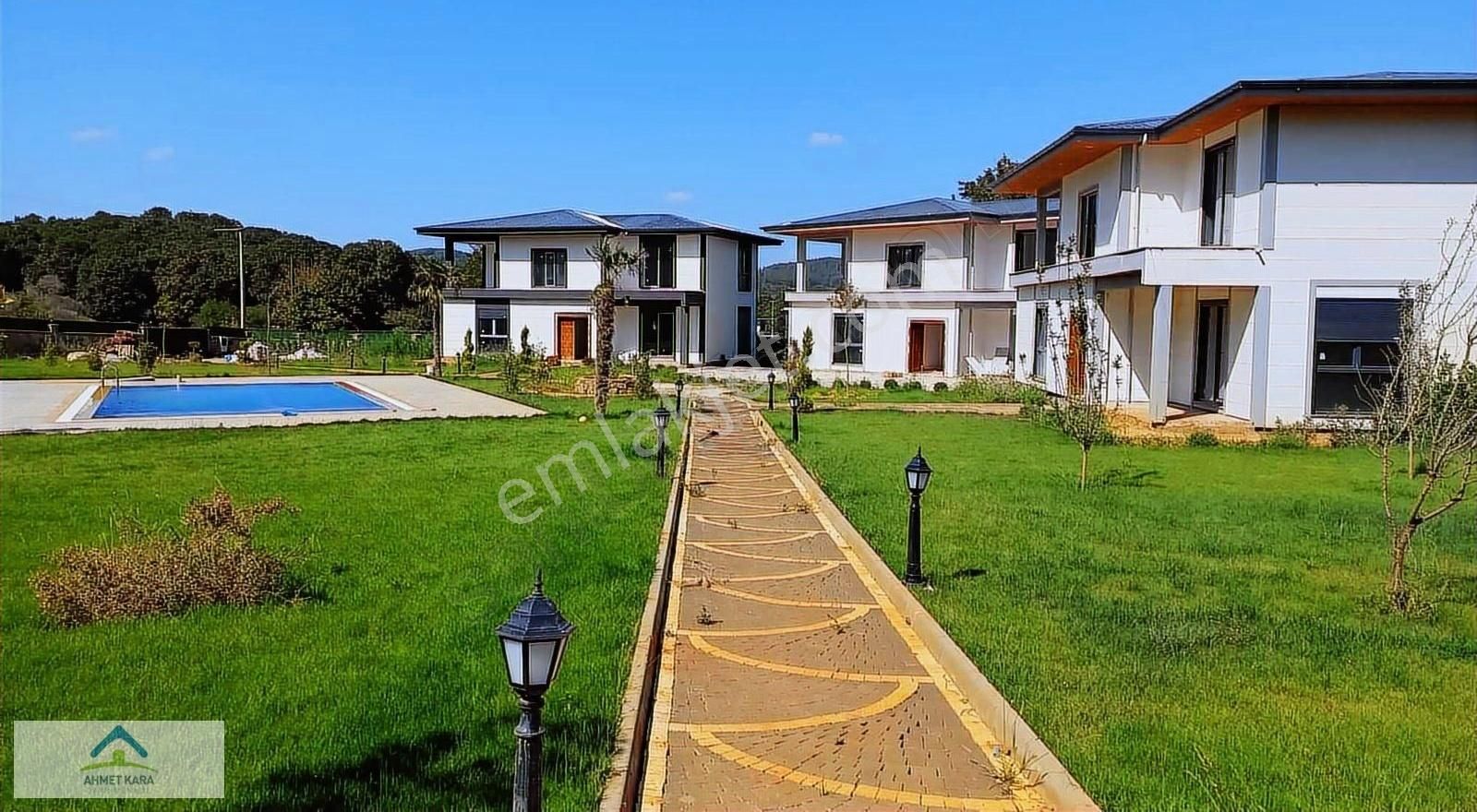 5.066 M2 İçinde 3 Adet Müstakil Havuzlu Villa Sıfır Oturulmamış - Görsel 7