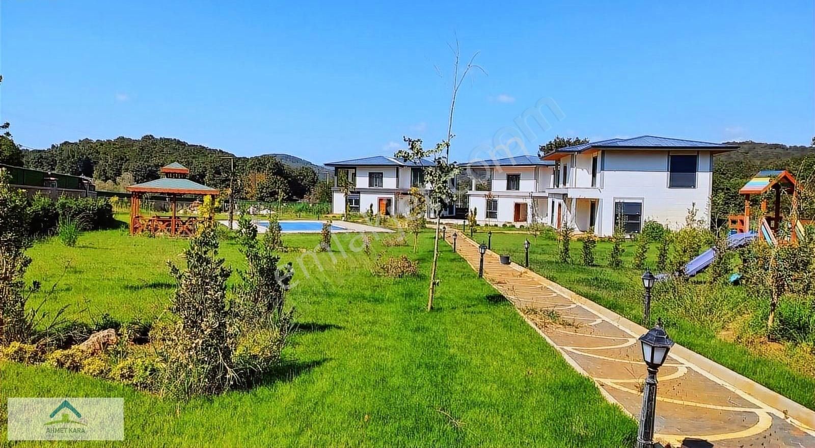 5.066 M2 İçinde 3 Adet Müstakil Havuzlu Villa Sıfır Oturulmamış - Görsel 21
