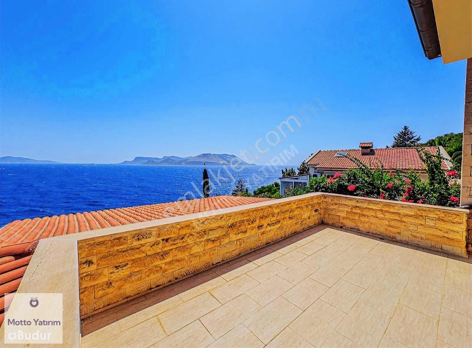 Obudur Motto Yatırımdan Özel Plajlı Denize Sıfır Villa - Görsel 32