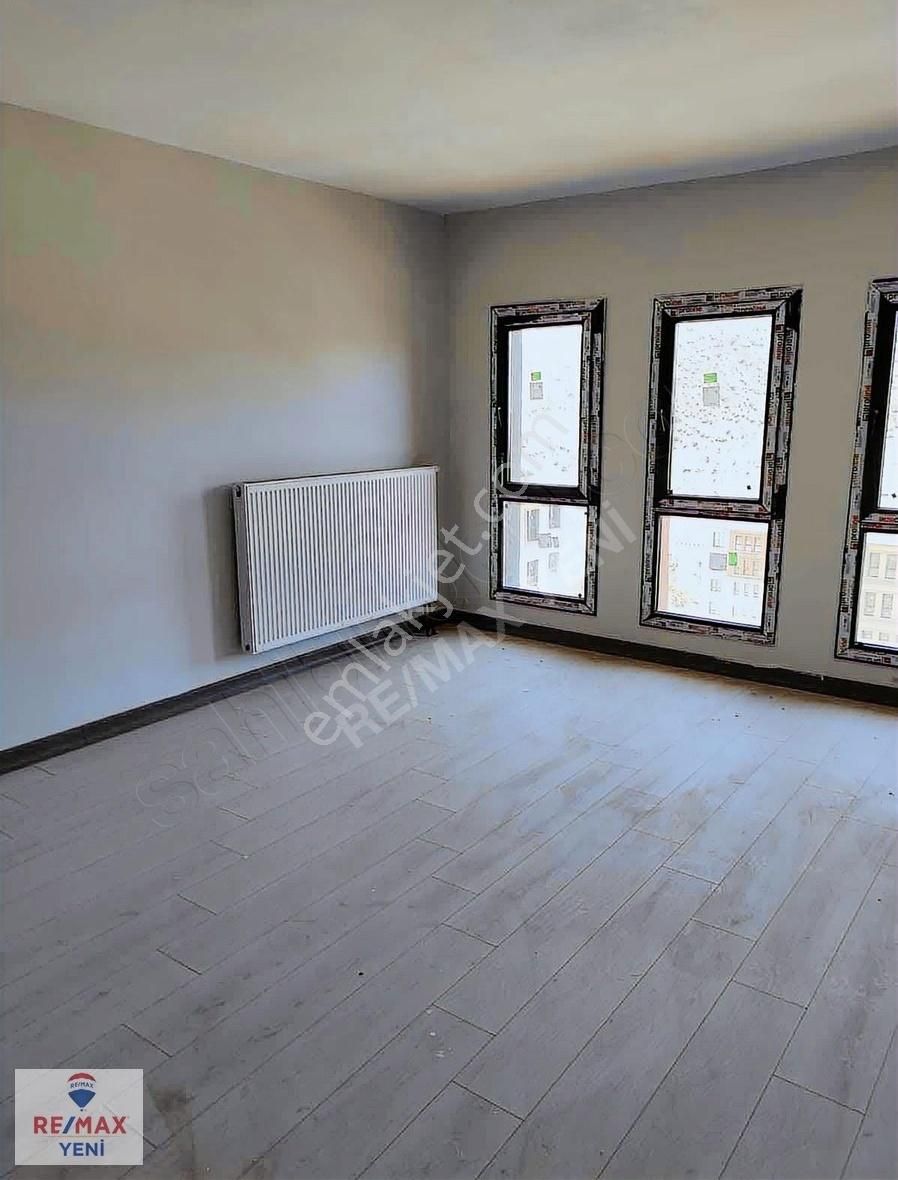 Remax Yeni'den Pazarcık Toki'lerde Kiralık 3+1 Eksiksiz Daire