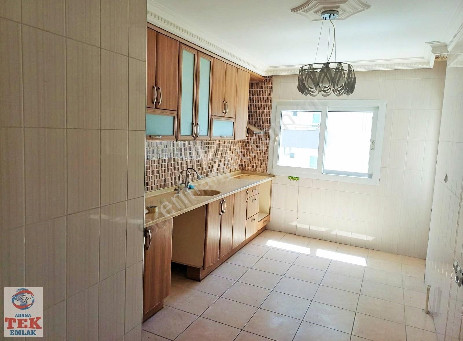 Yeşilyurt Mah.de Mavi Bulvar Yakını Klimalı 3+1 Kiralık Daire