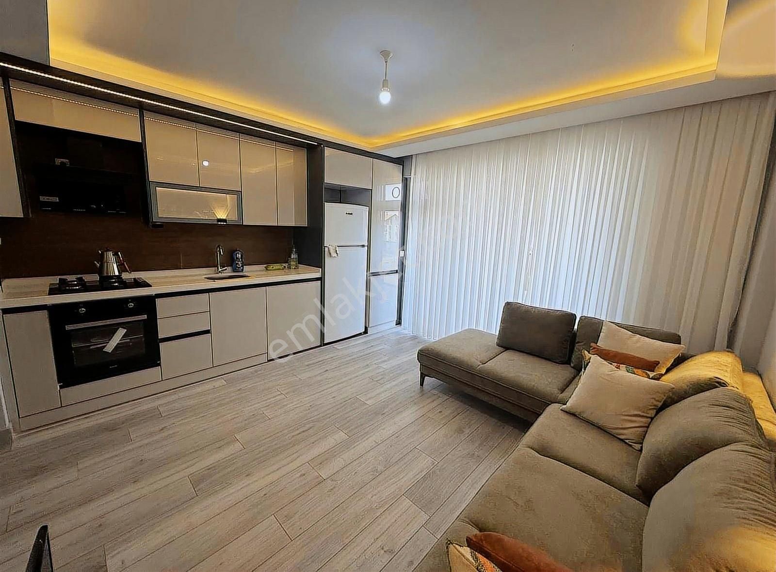 İncekte Üst Katta Emsalsiz 1+1 Sıfır Eşyalı Daire