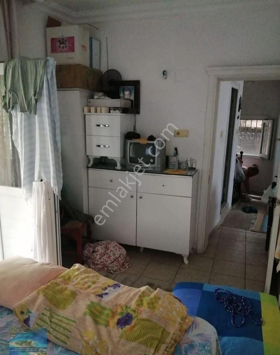 Akdeniz Emlakta Kesikkapı Mh. Satılık Müstekil Ev - Görsel 9