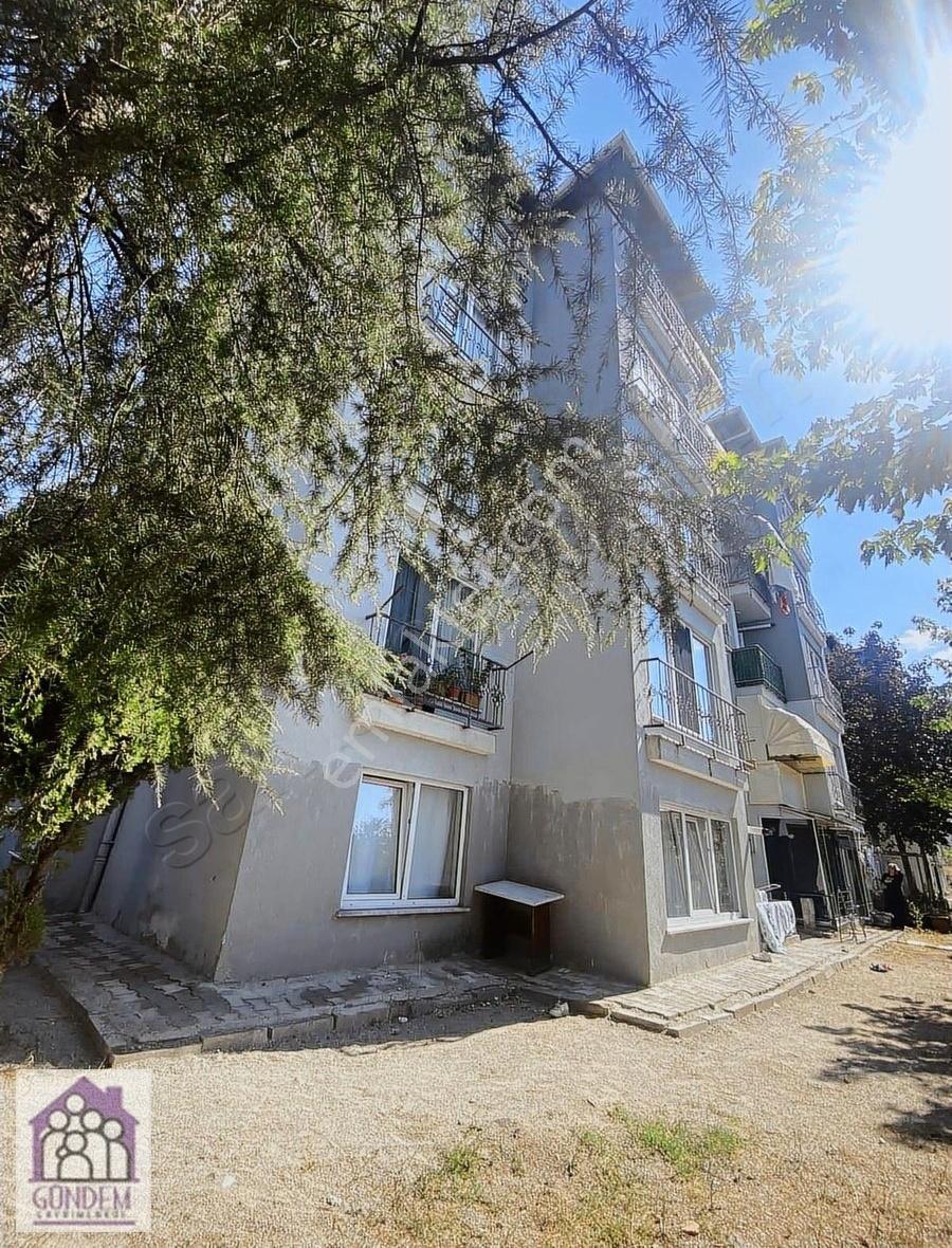 Bahçekent Konutlarında Kot 1 Eşyalı Satılık Daire