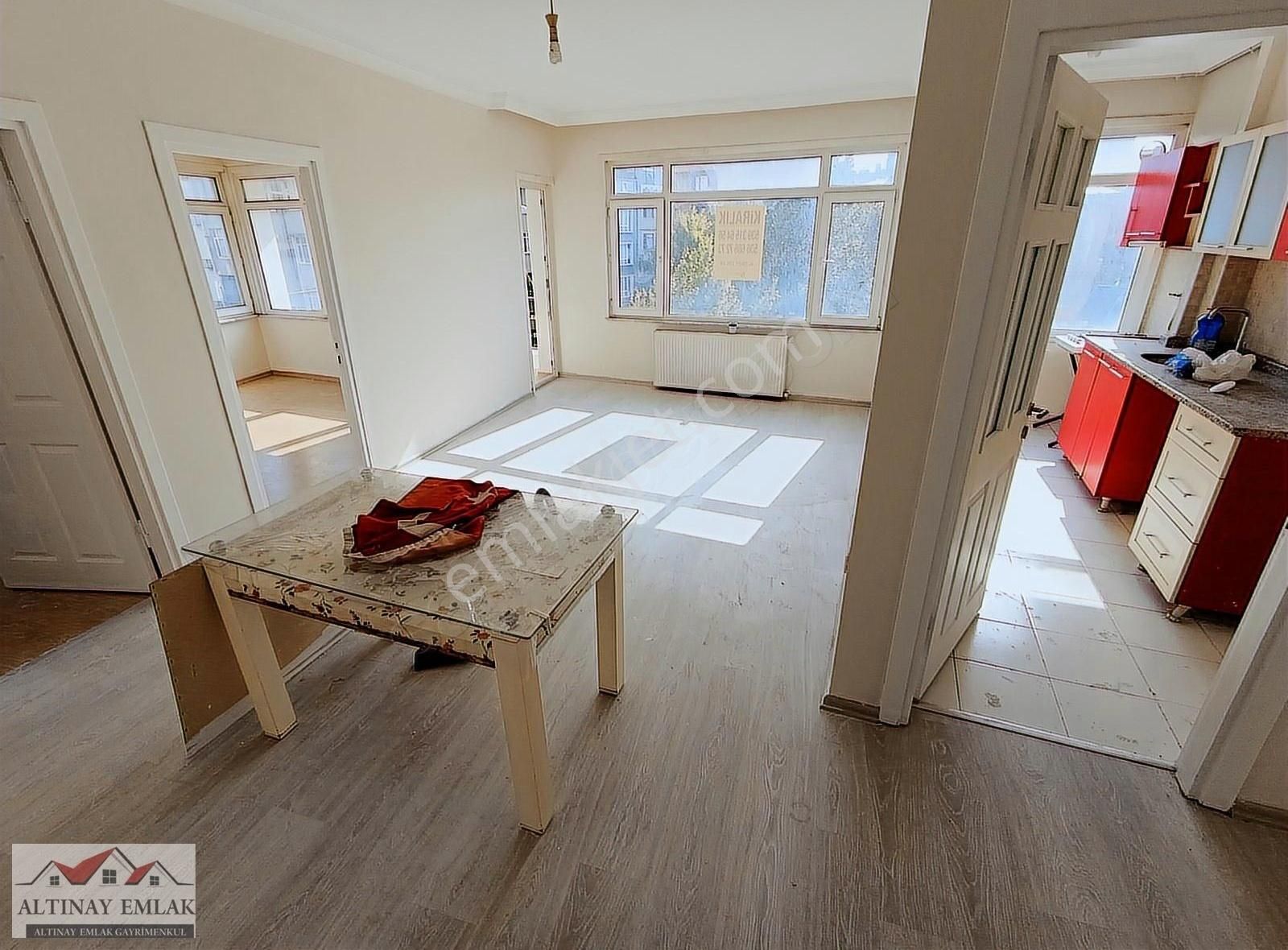 Çeliktepe Ana Cadde Üzerinde 3+1 Kiralık Daire Altınay Emlak'tan